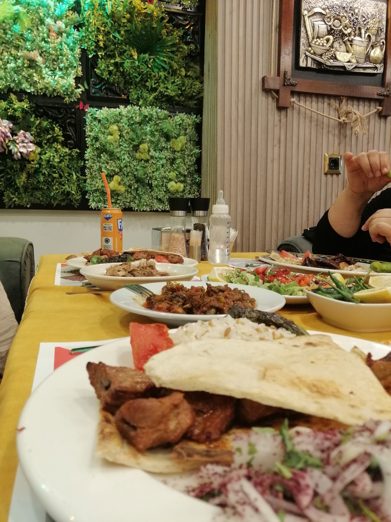 Çömlekçi Restaurant