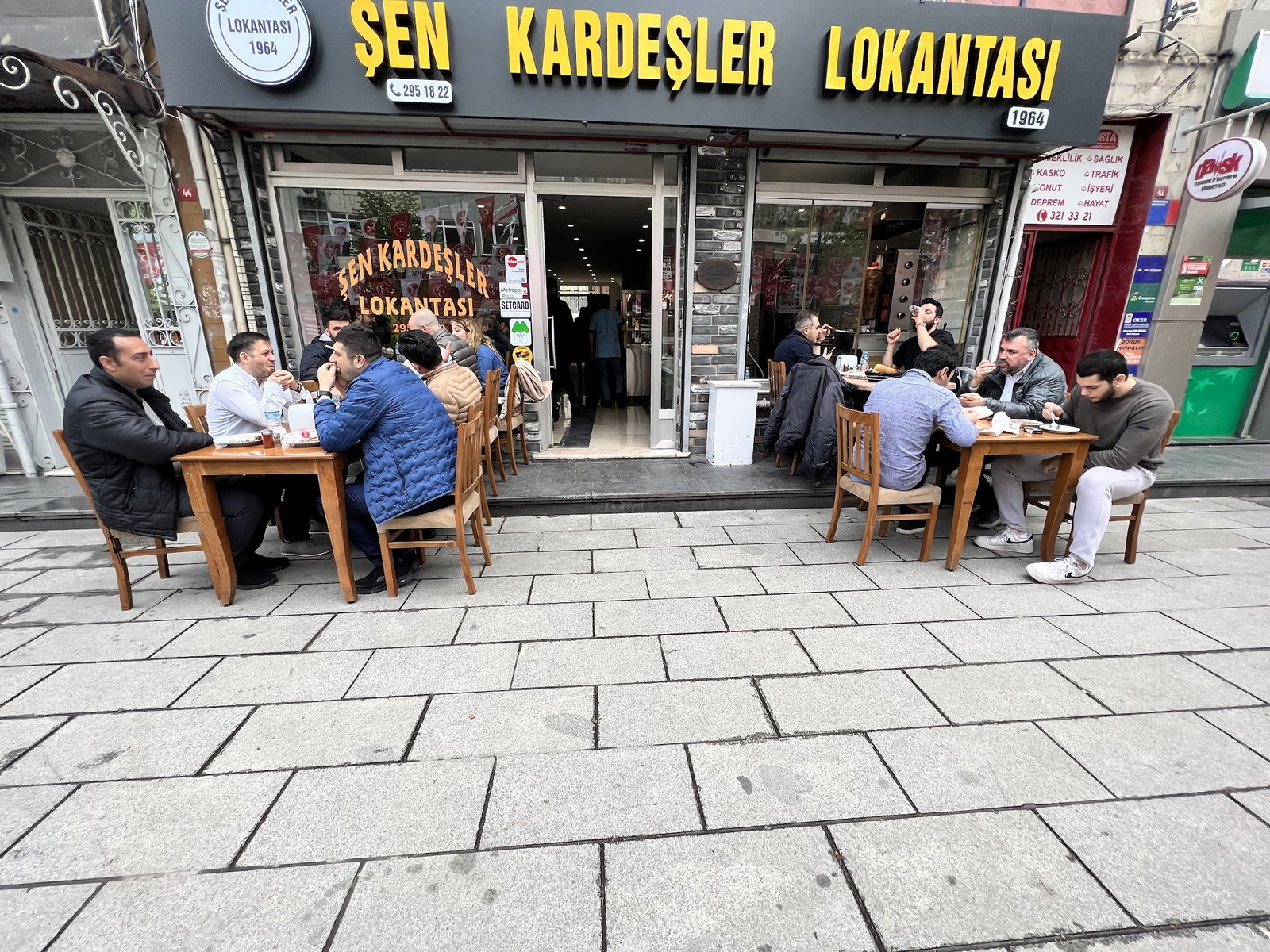 Şen Kardeşler Lokantası