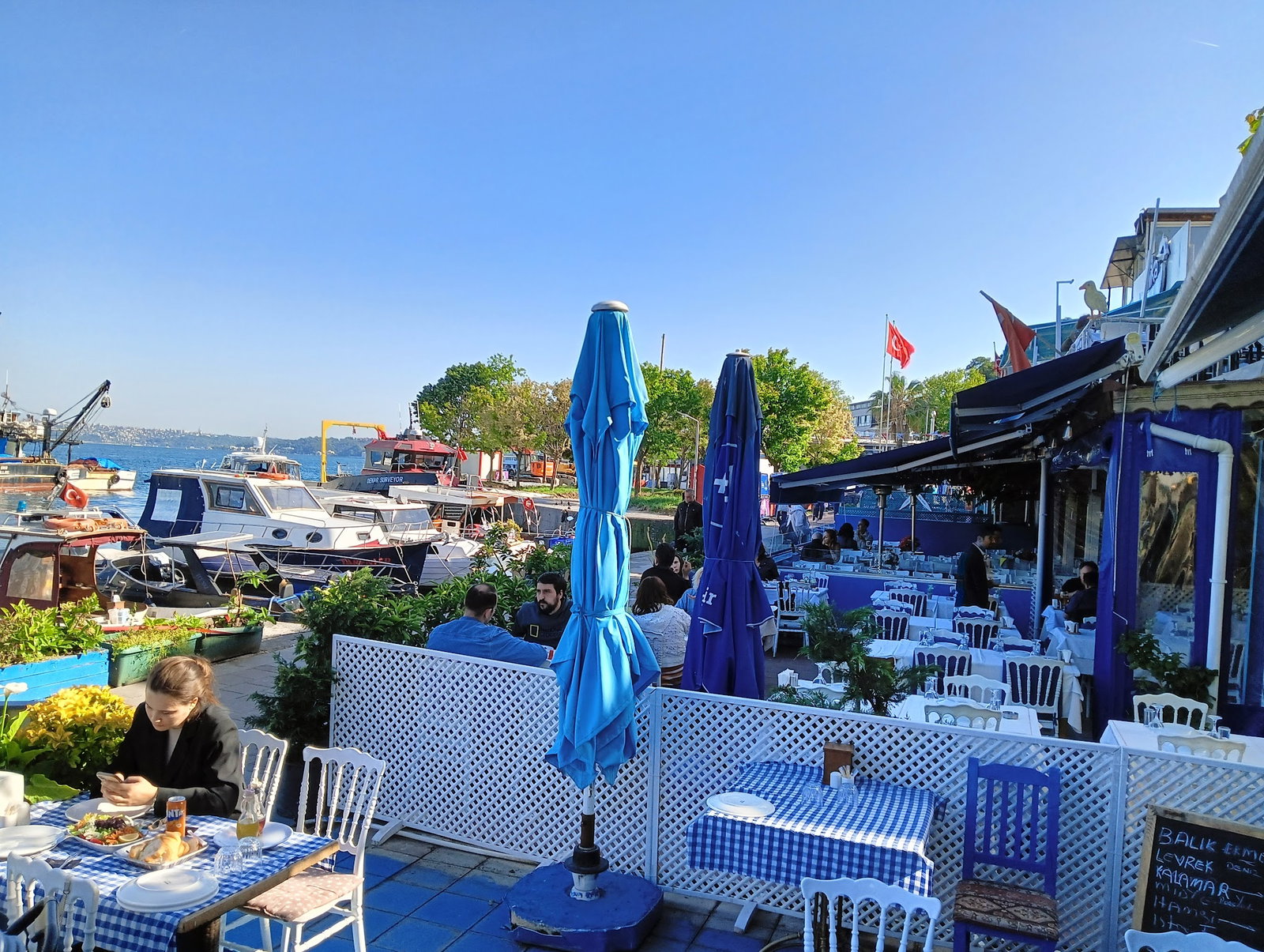 Kav Restaurant