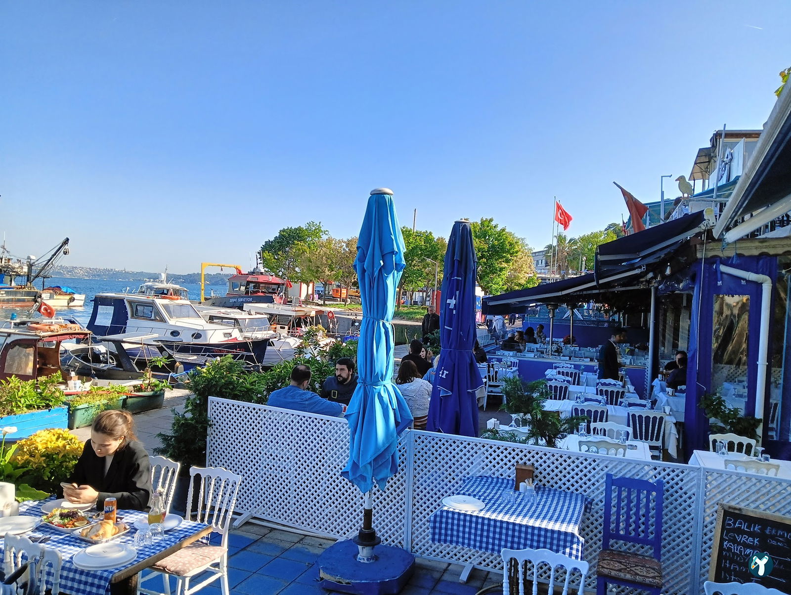 Kav Restaurant