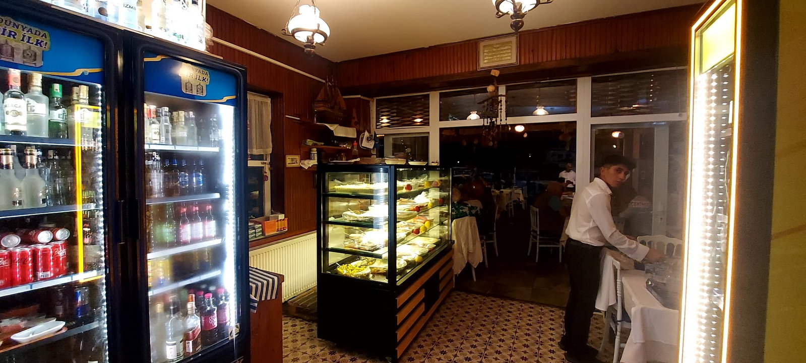 Kav Restaurant