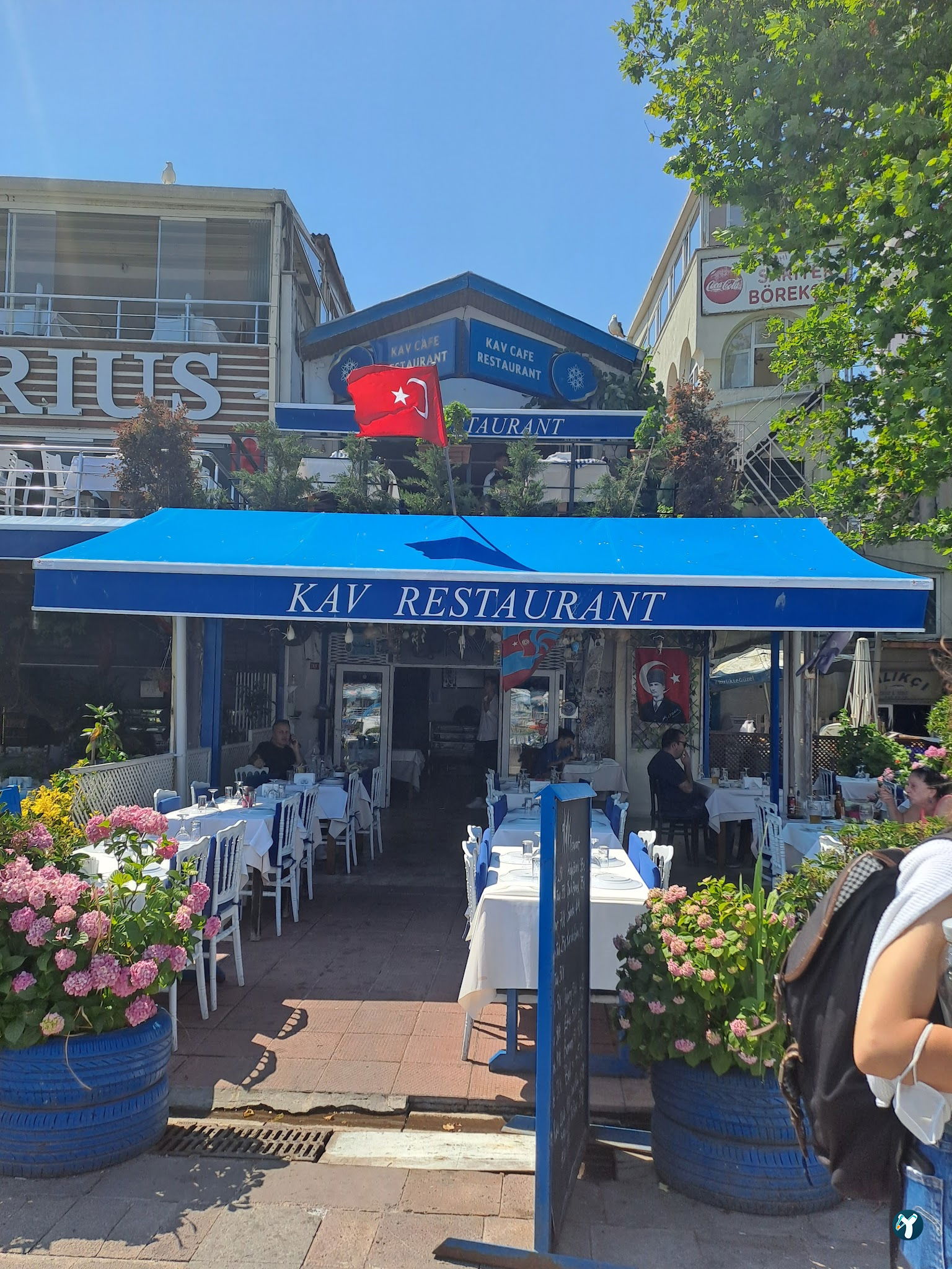 Kav Restaurant