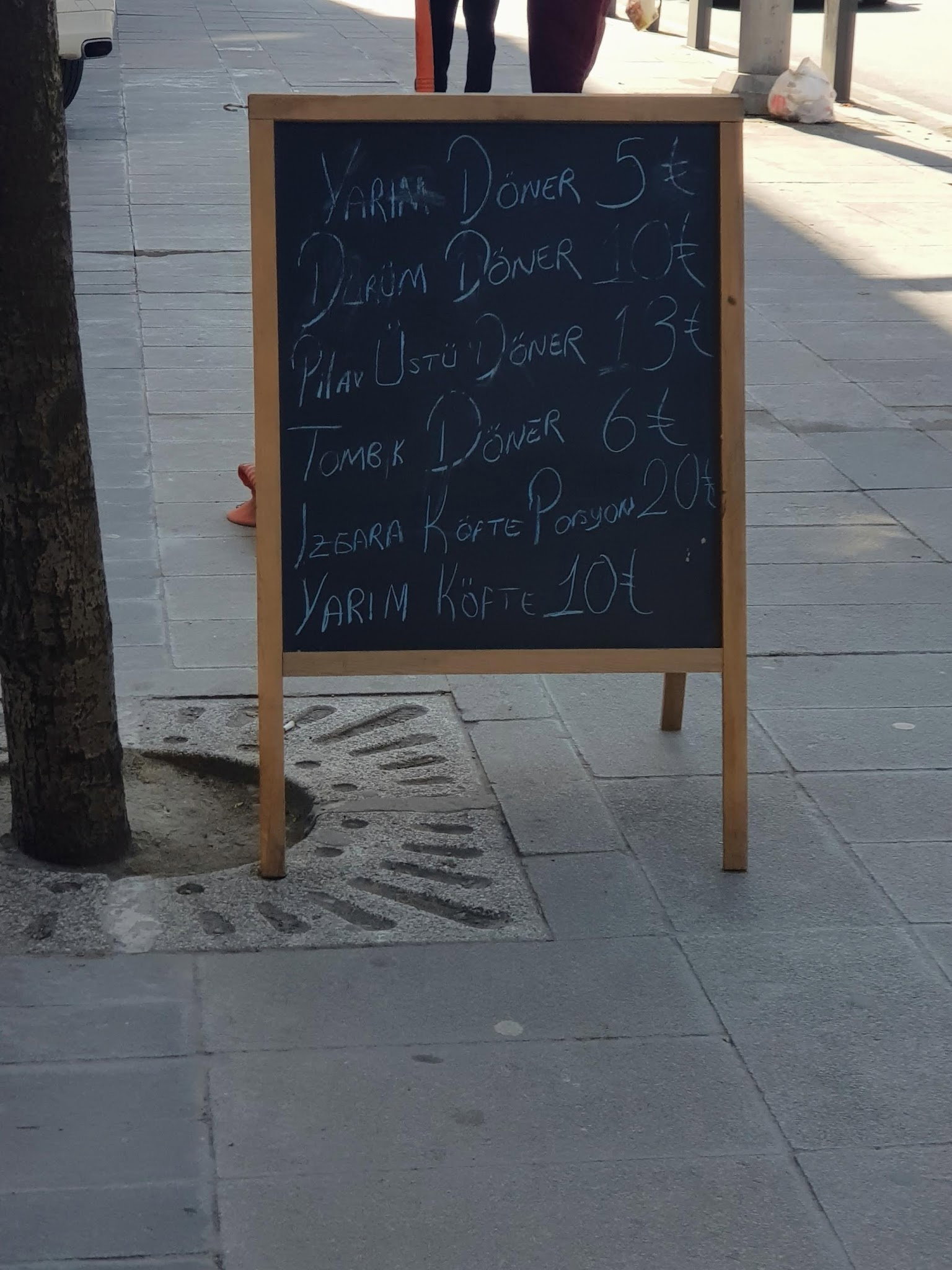 Ahmet Usta Döner Yemek Salonu