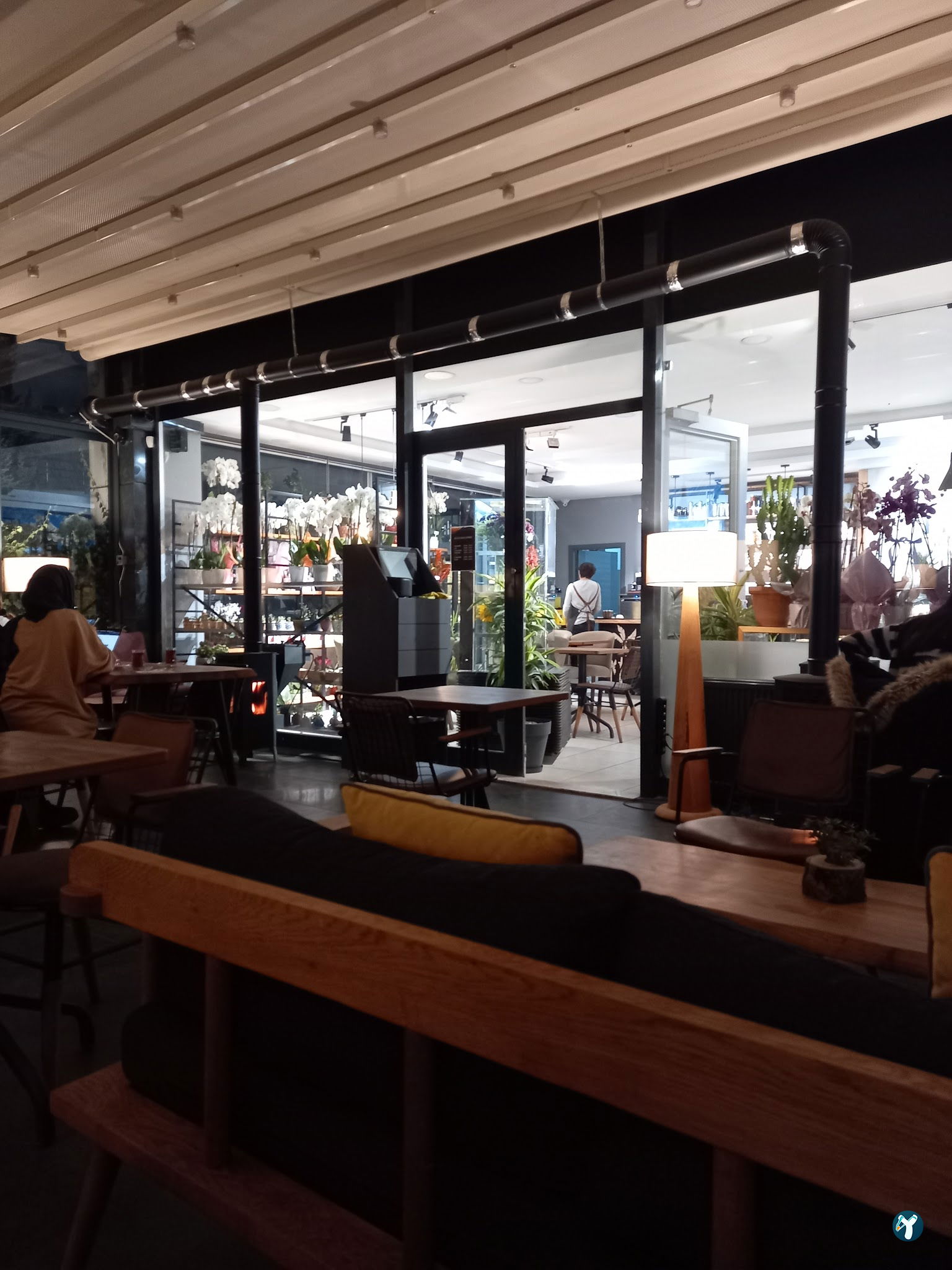 Finestra Cafe