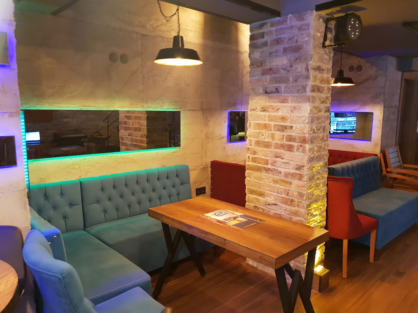 Keyf-I Meyhane Foça