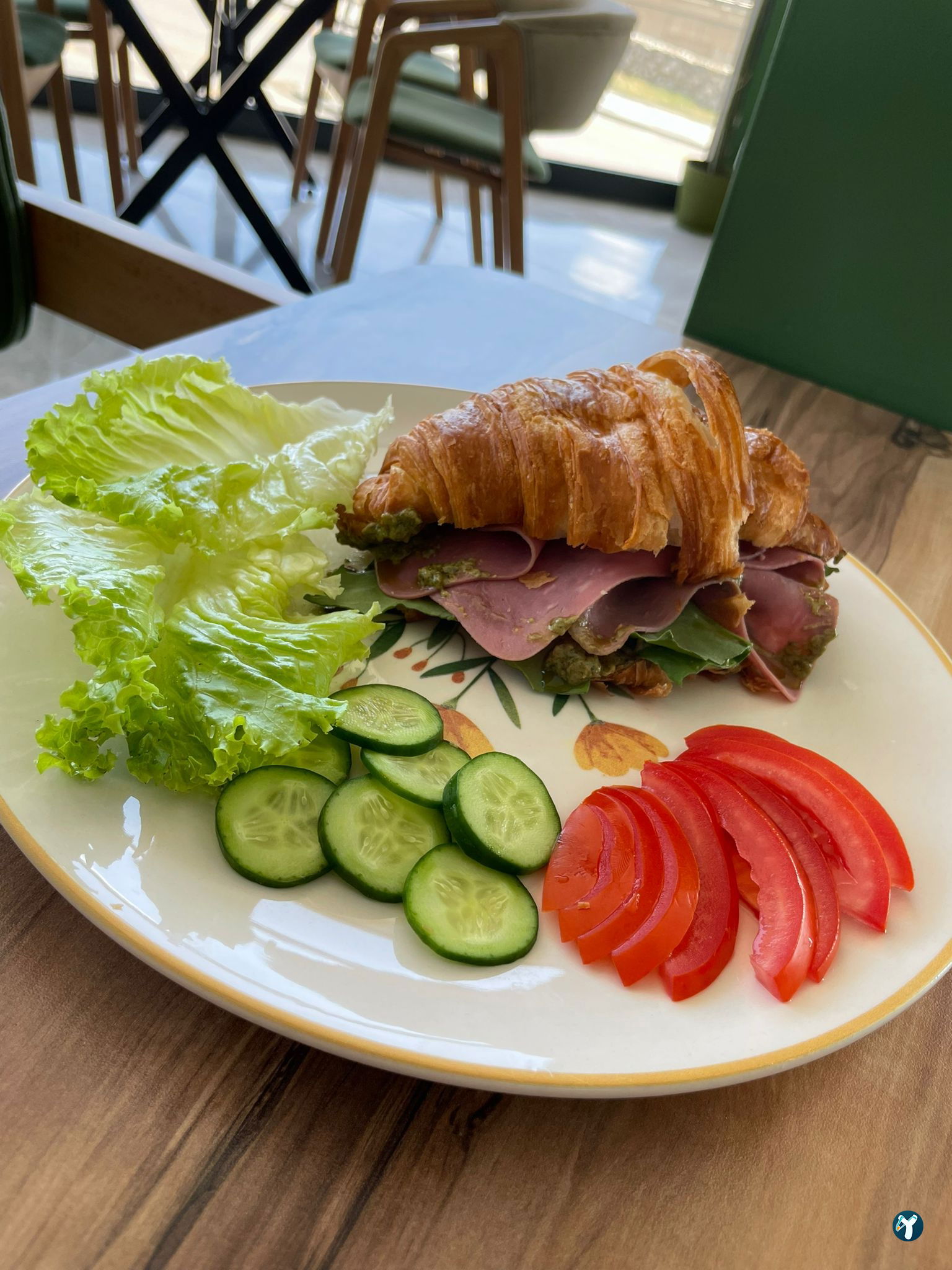 Yüs-Ra Coffee Bistro