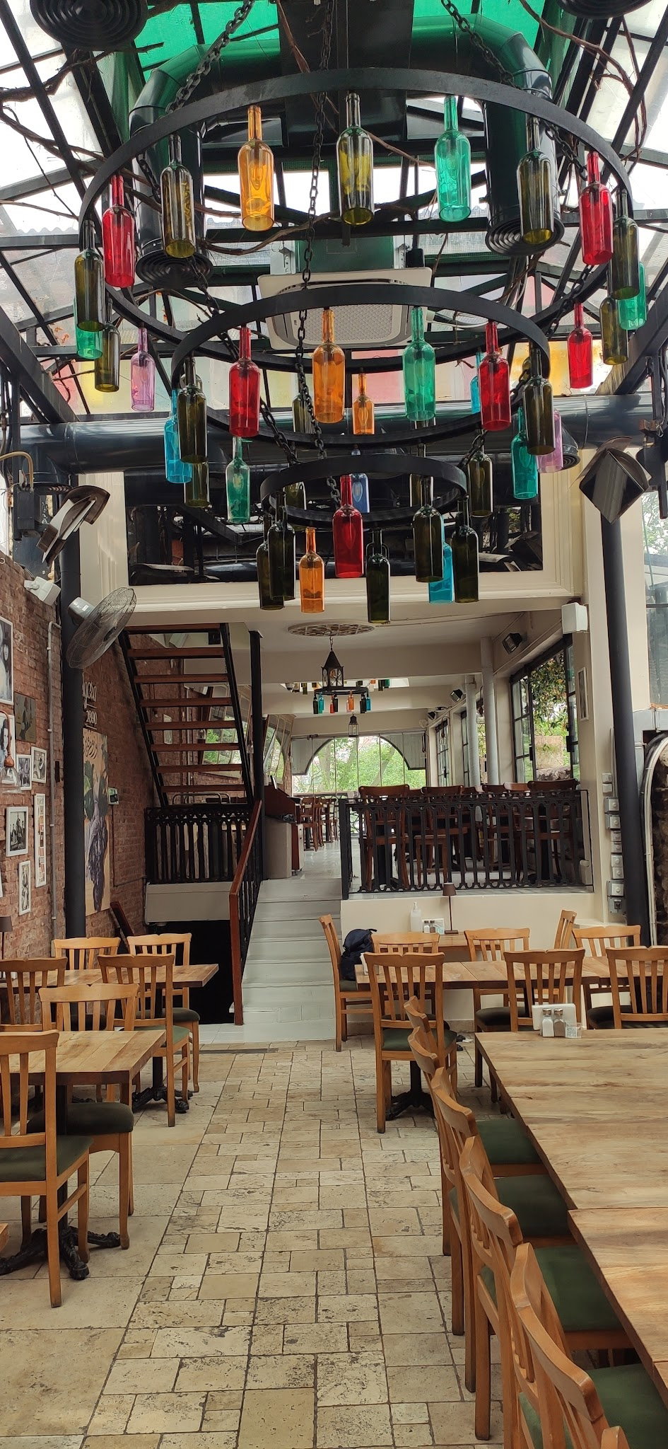 Agora Meyhanesi 1890