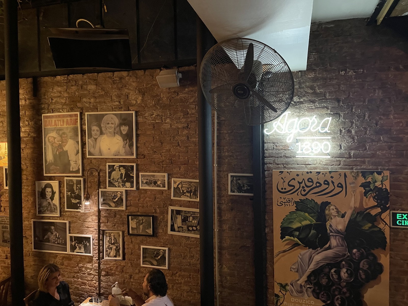 Agora Meyhanesi 1890