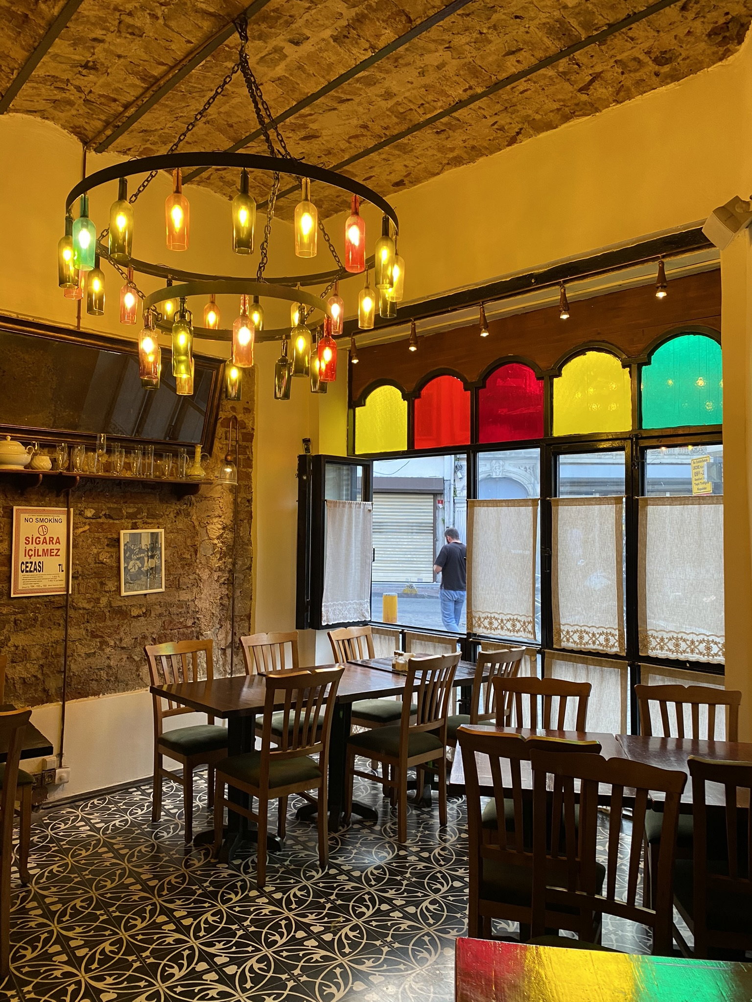 Agora Meyhanesi 1890