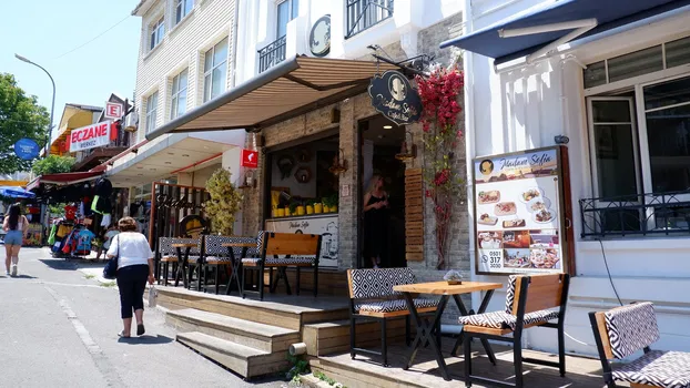 Madam Sofia Cafe & Bar resimleri