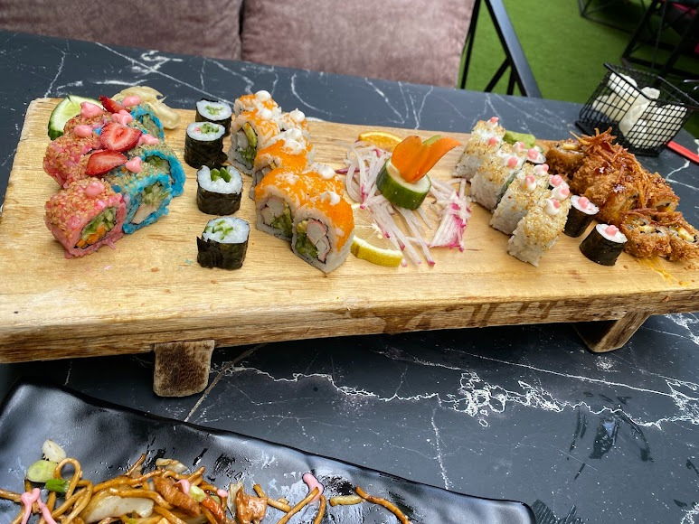 Blackwell Sushi Station