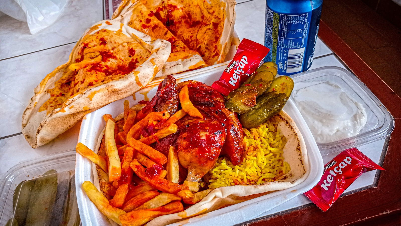 مطعم تاج الضياء الحلبي