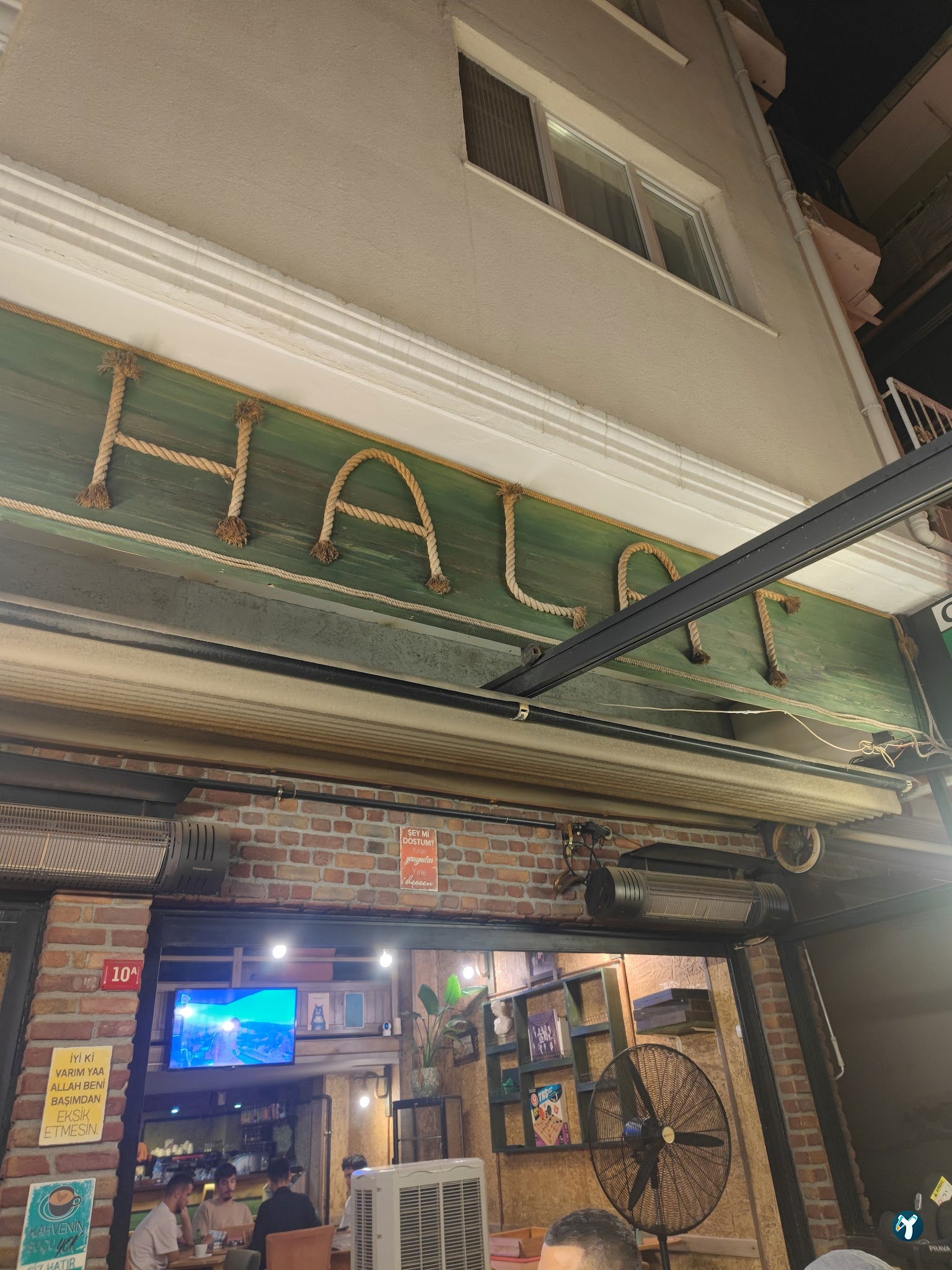 Halat Cafe