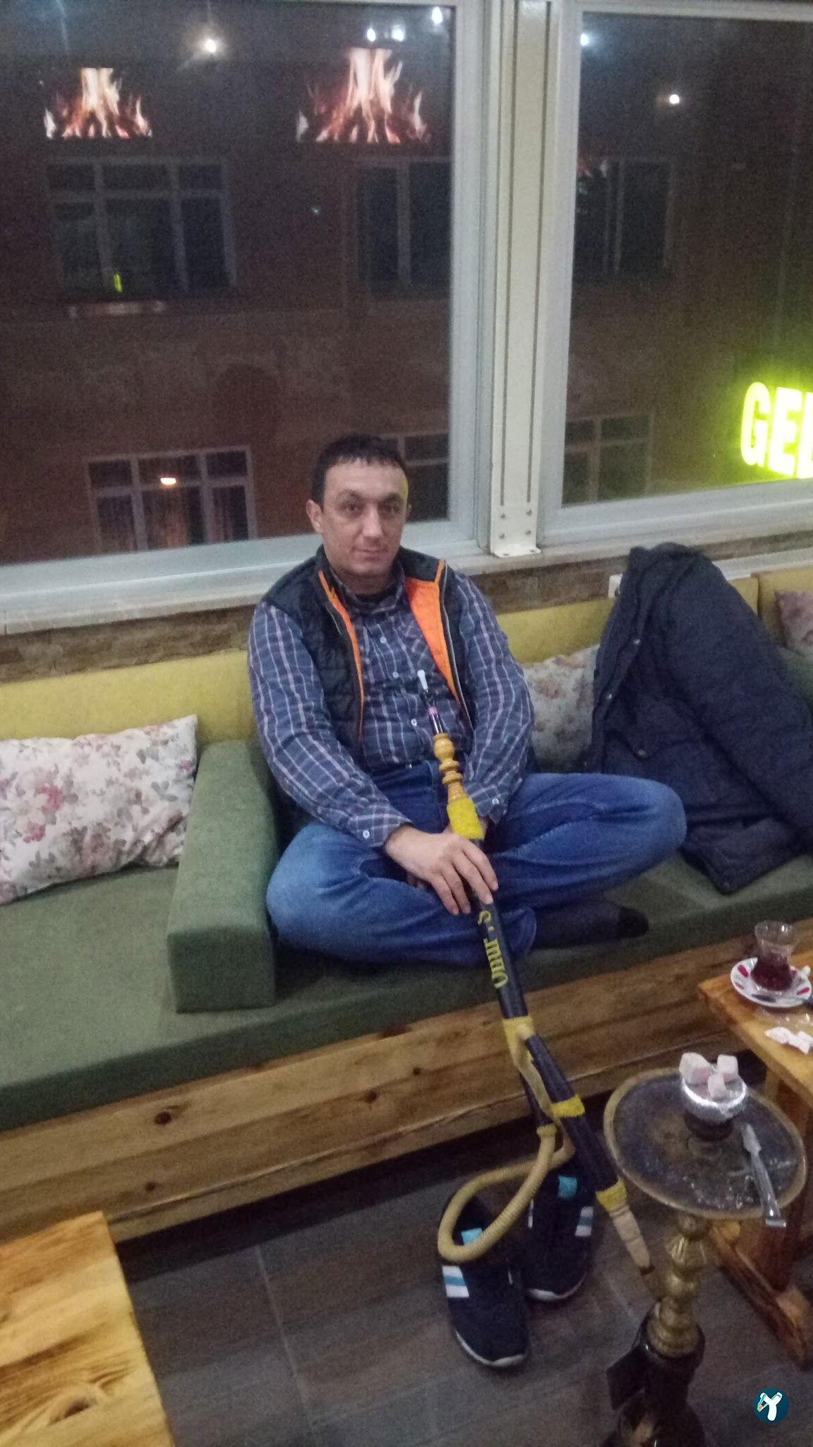 Gelyan Nargile Cafe