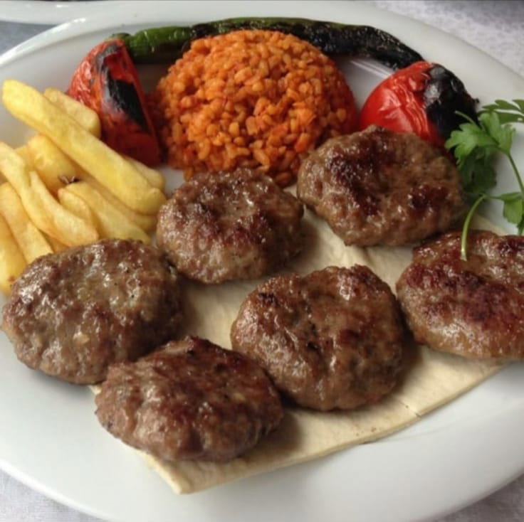 Ada Et Ve Balık Restaurant