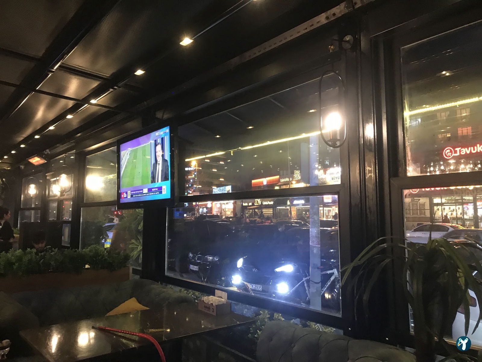 Dubai Cafe Restaurant