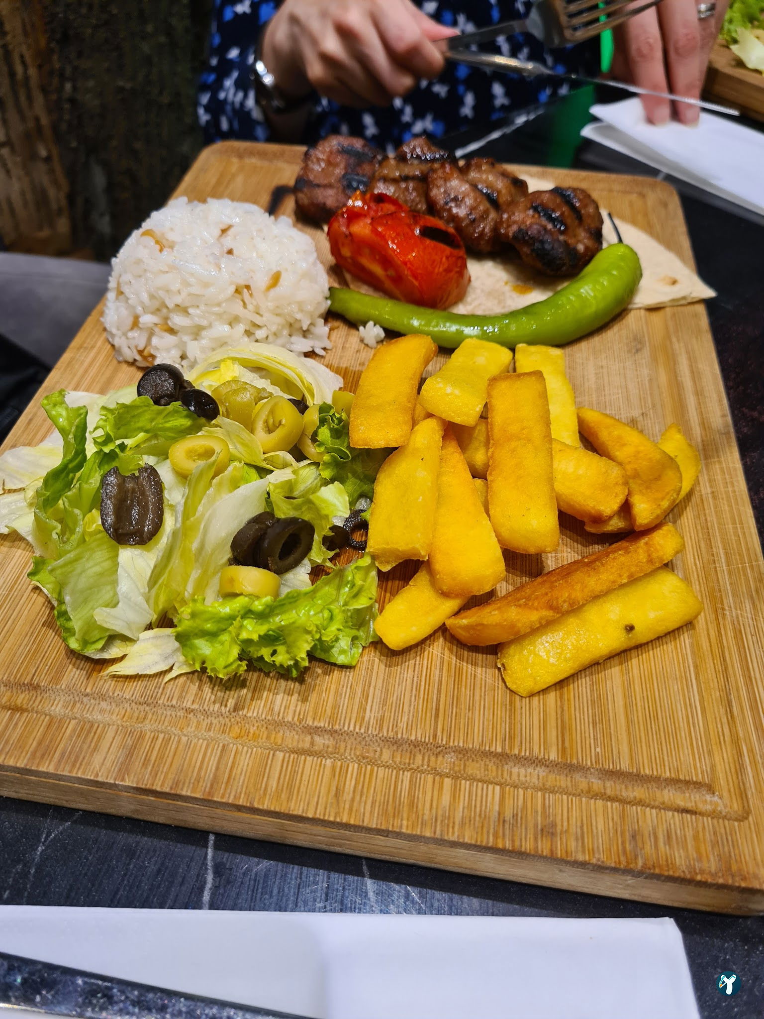 Dubai Cafe Restaurant