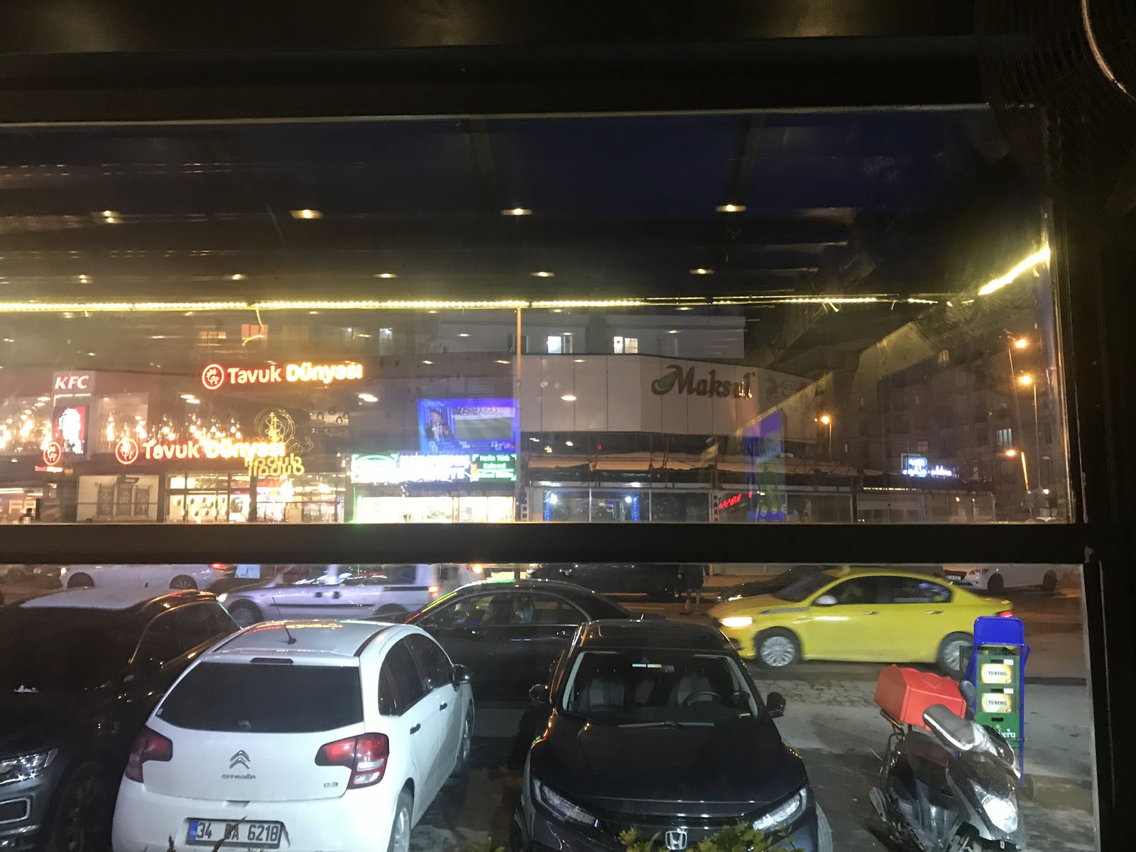 Dubai Cafe Restaurant