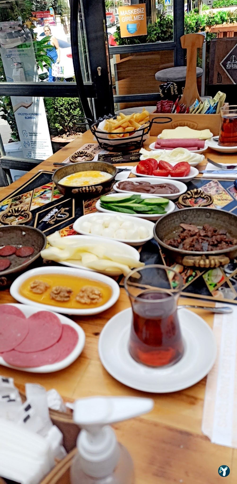 Dubai Cafe Restaurant
