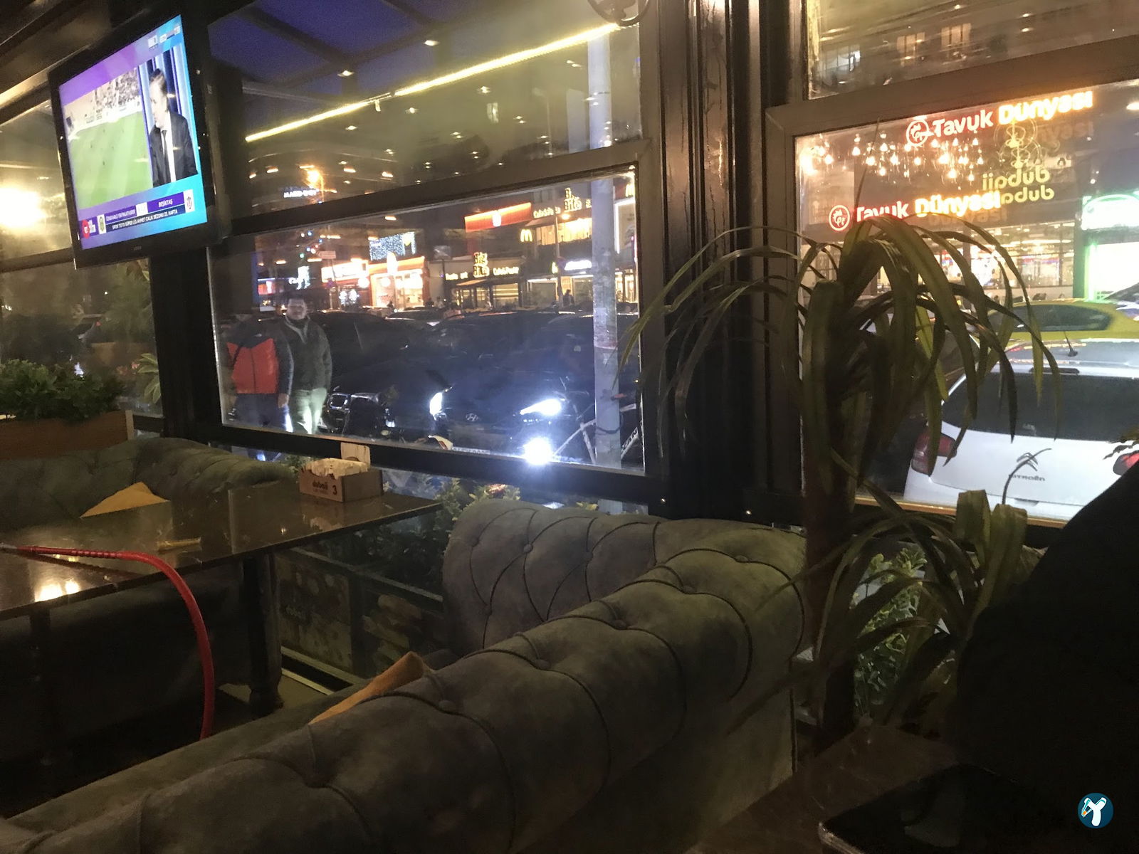 Dubai Cafe Restaurant