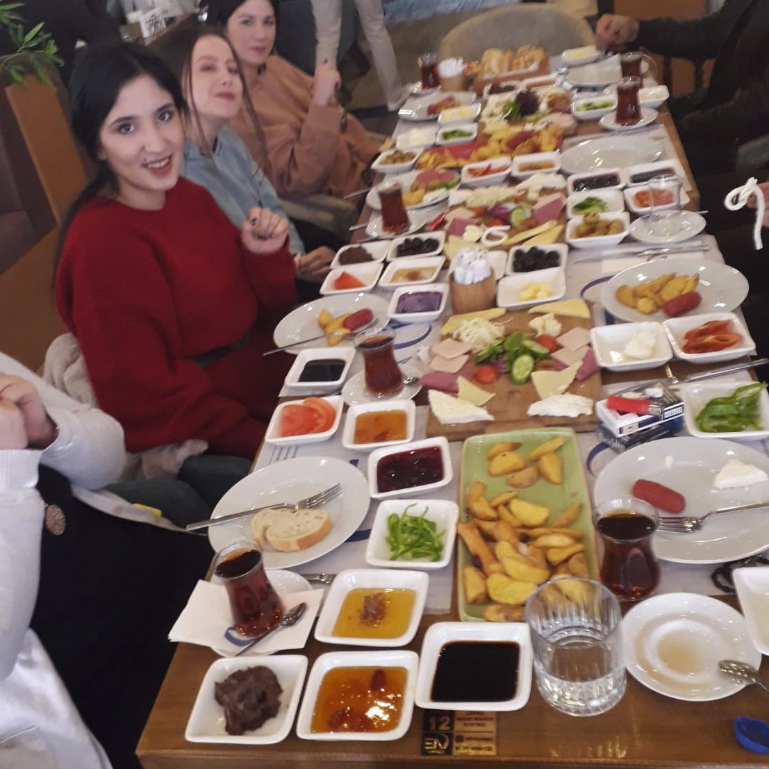 Dubai Cafe Restaurant