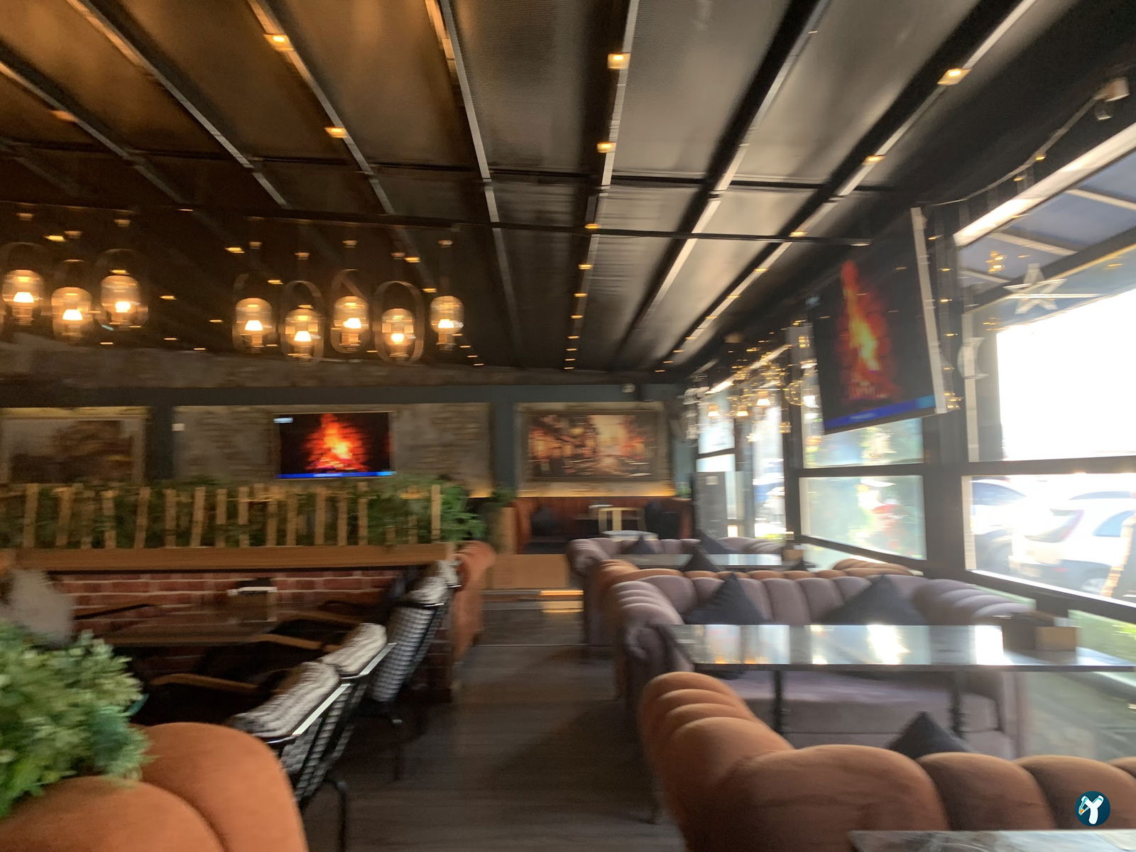 Dubai Cafe Restaurant