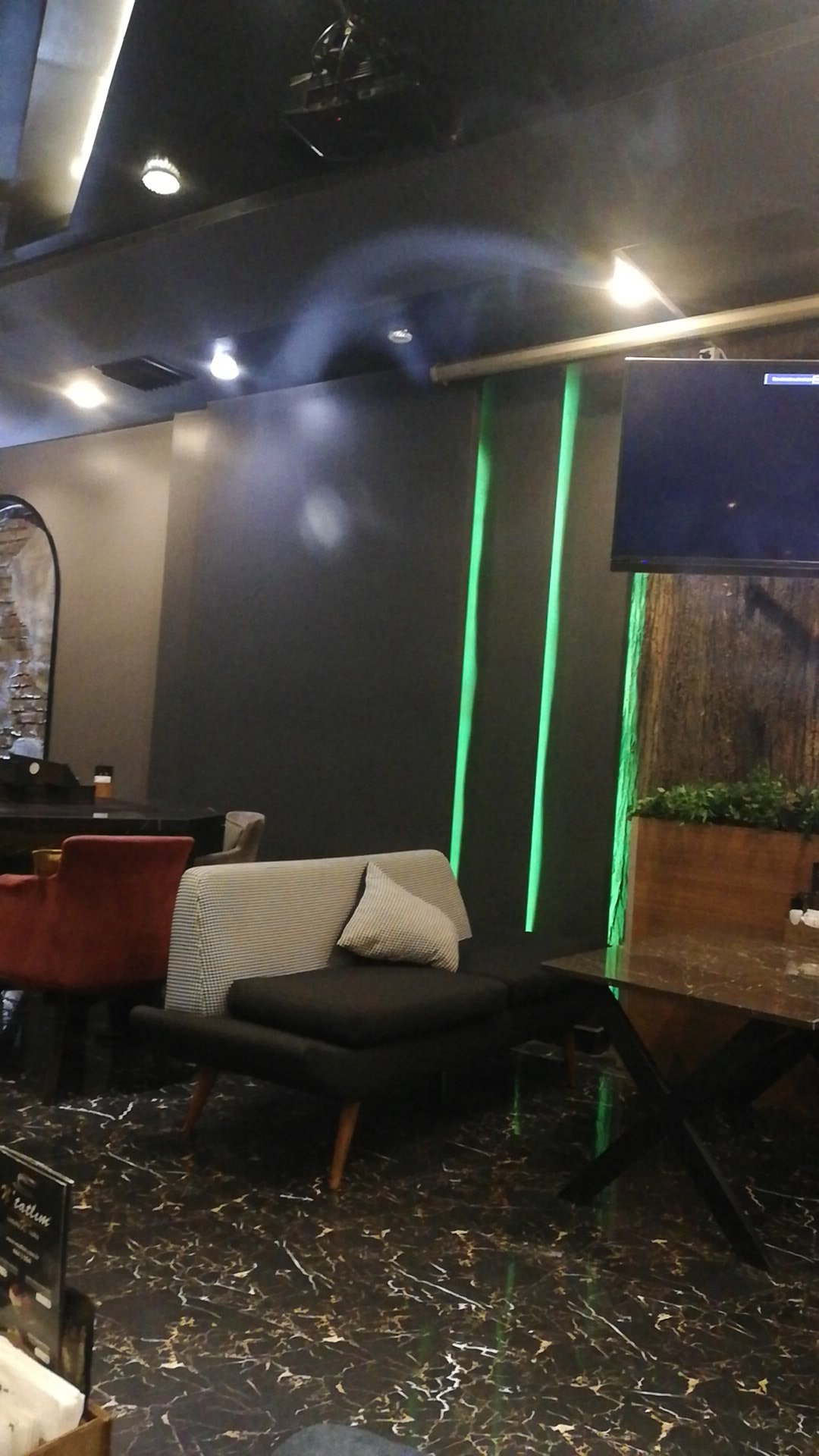 Dubai Cafe Restaurant