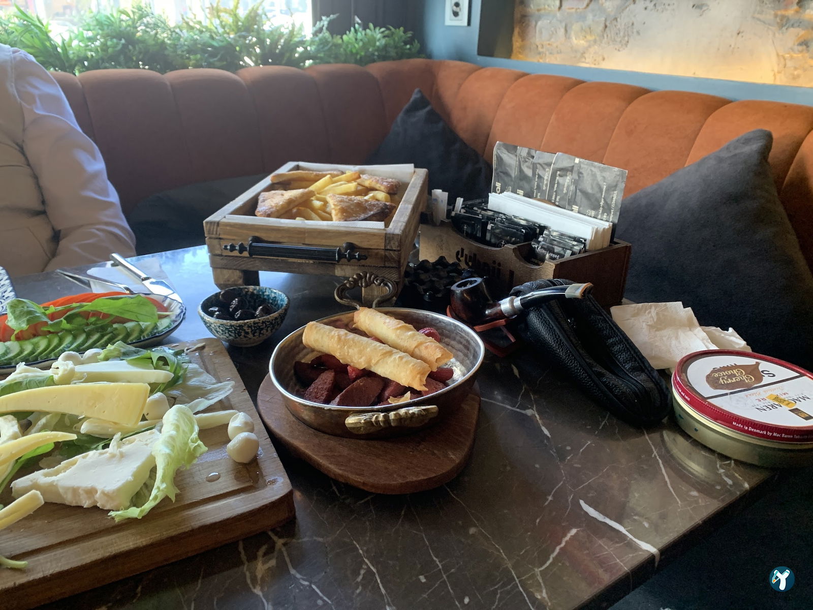 Dubai Cafe Restaurant