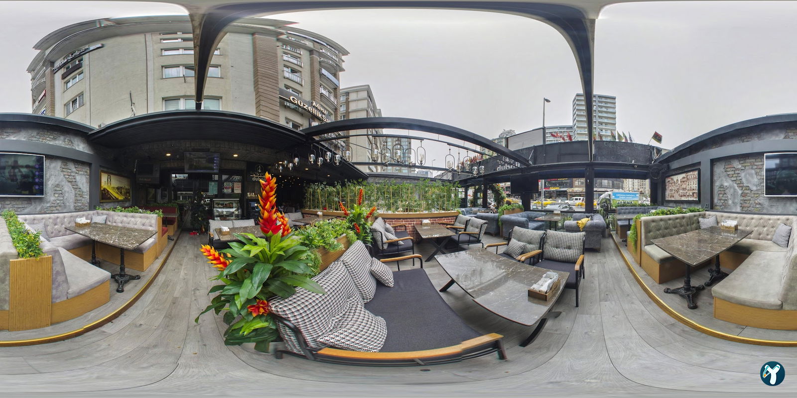 Dubai Cafe Restaurant
