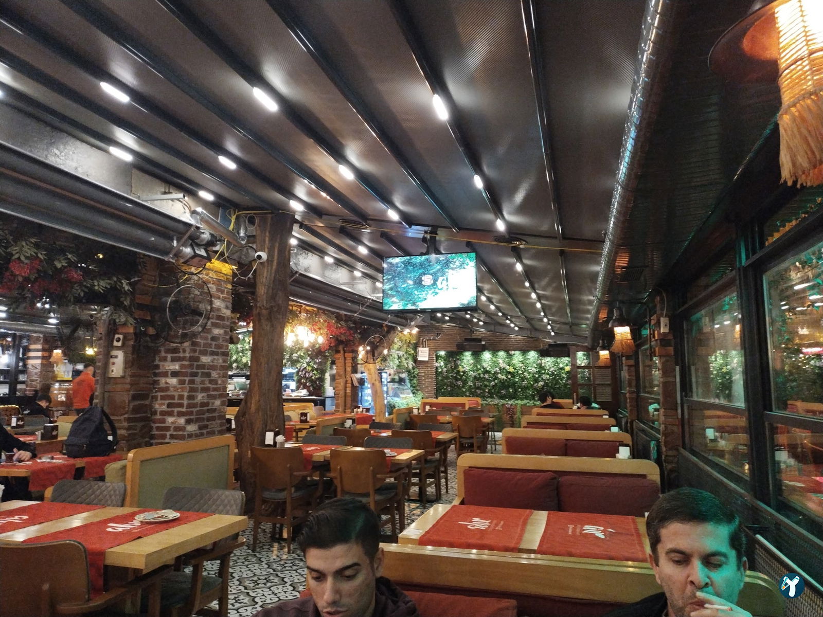 Alir Cafe | Restaurant