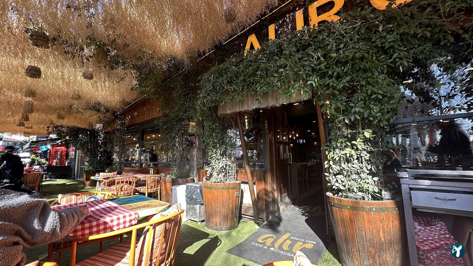 Alir Cafe | Restaurant