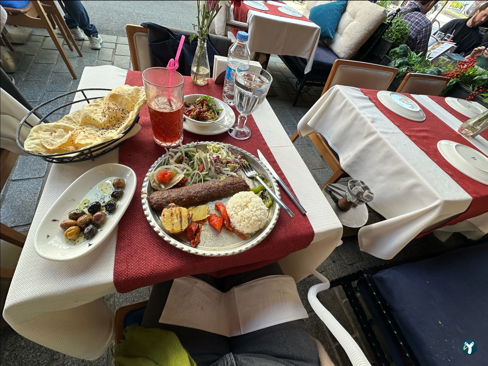 Vamos Estambul Restaurant & Cafe