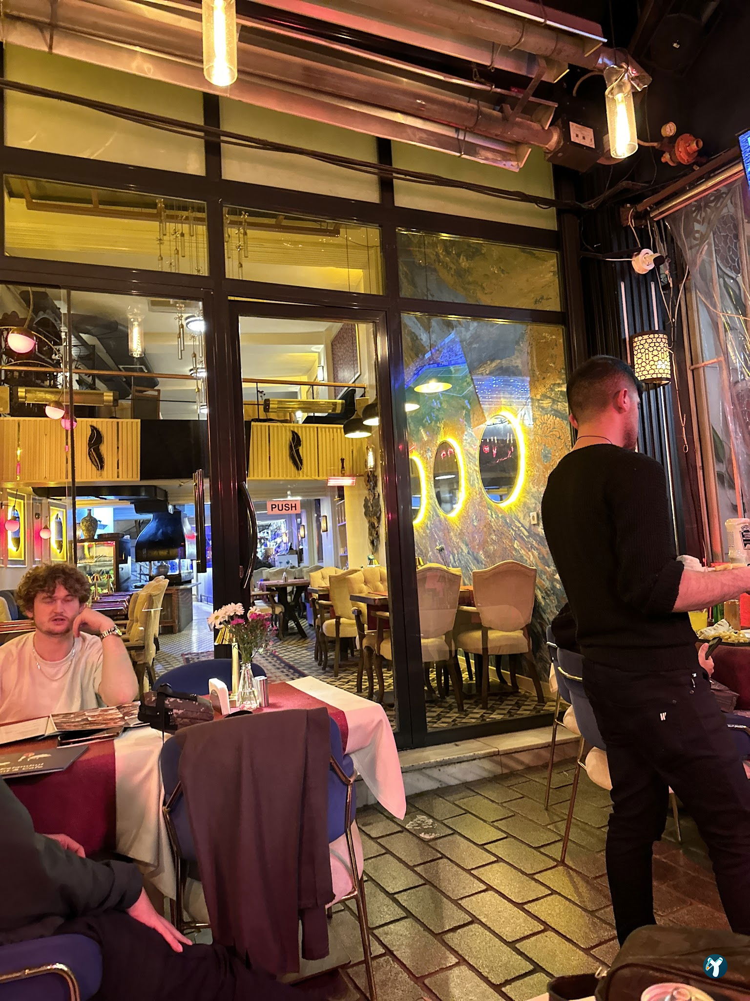 Vamos Estambul Restaurant & Cafe