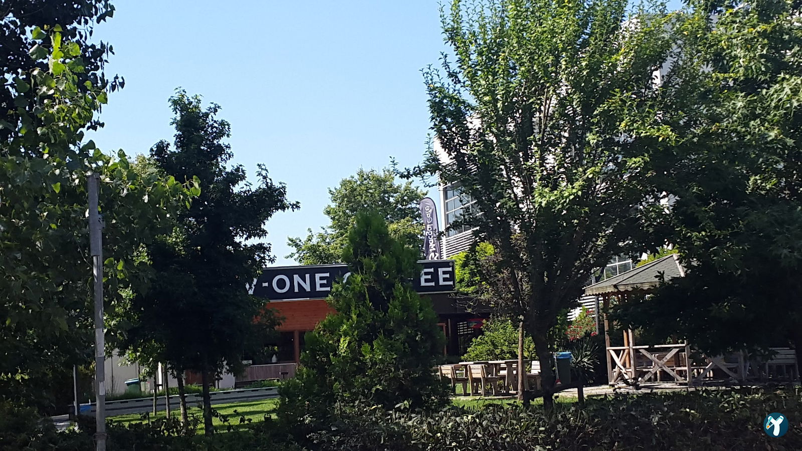 V-One Cafe