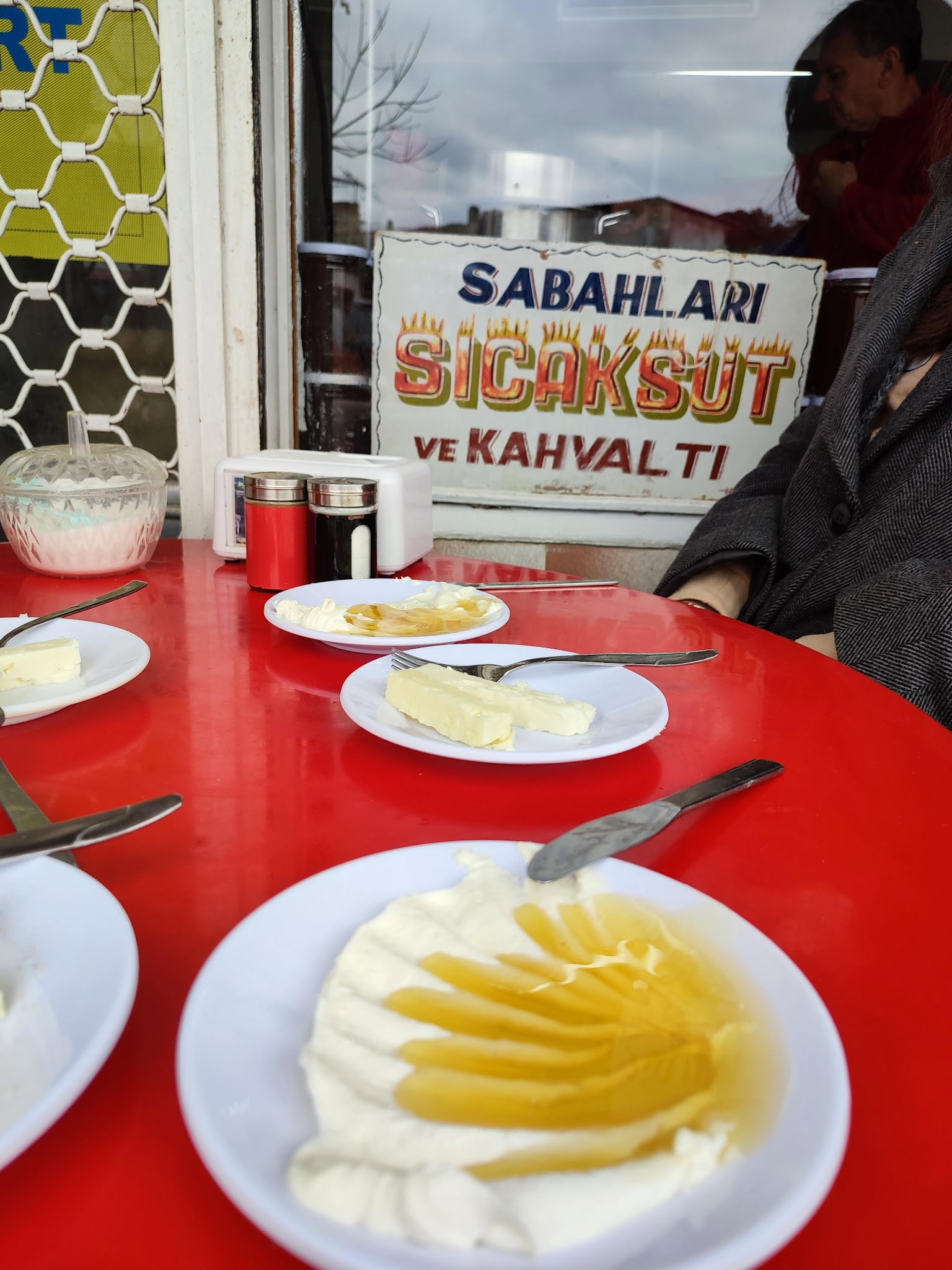 Yeni Gün Kahvaltı