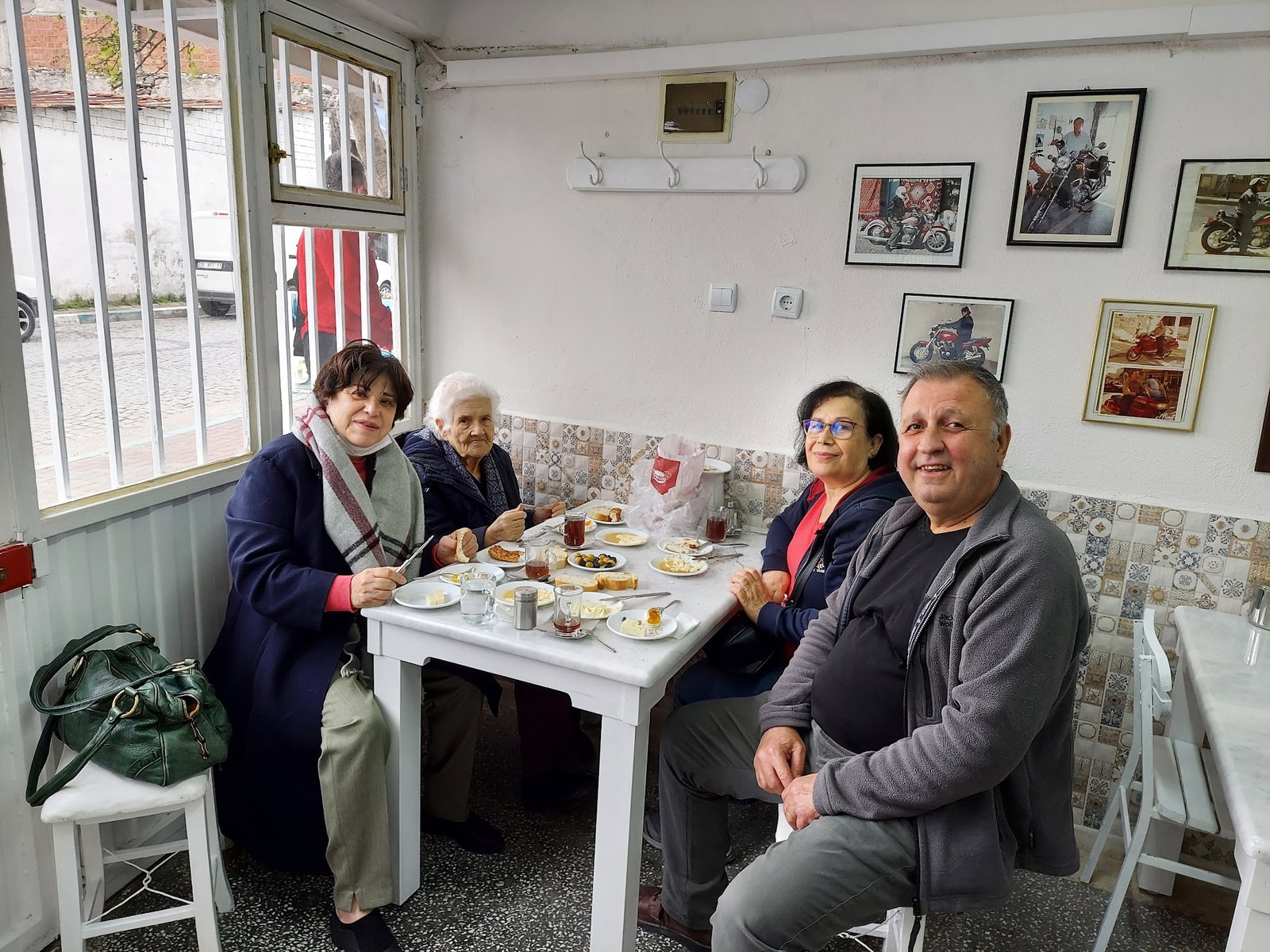 Yeni Gün Kahvaltı