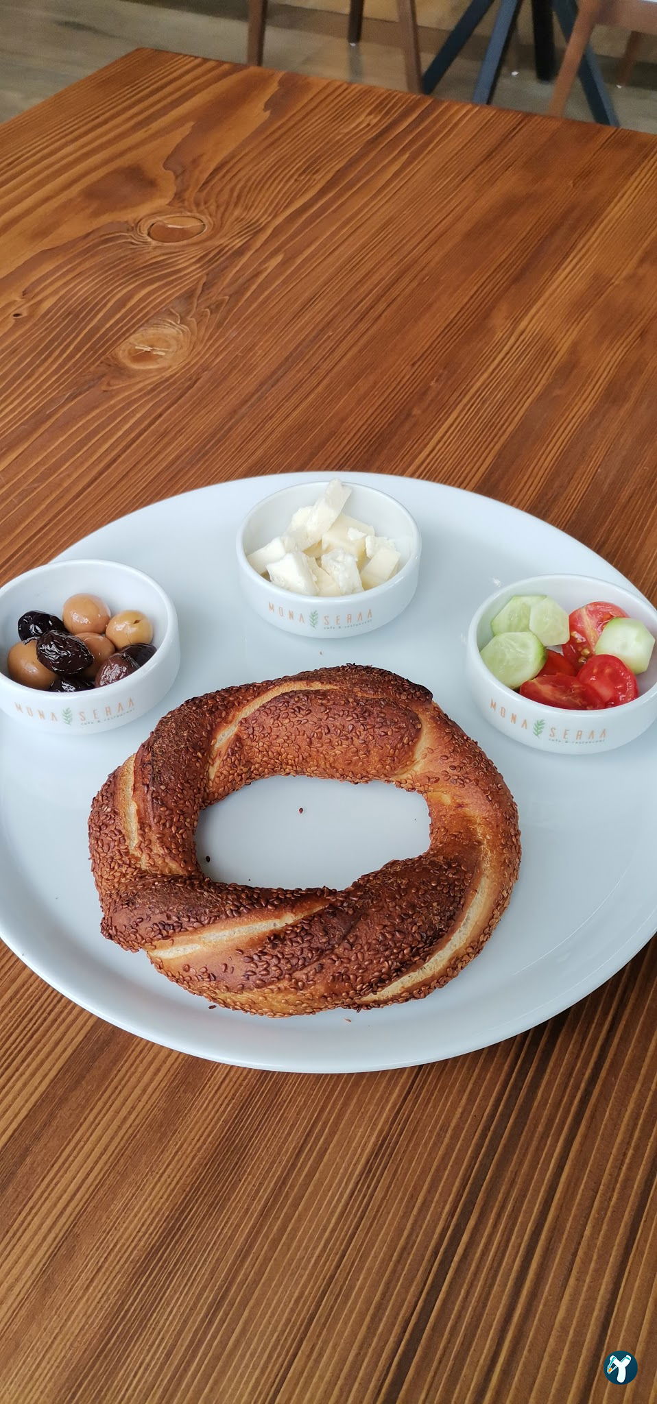 Mona Seraa Başakşehir