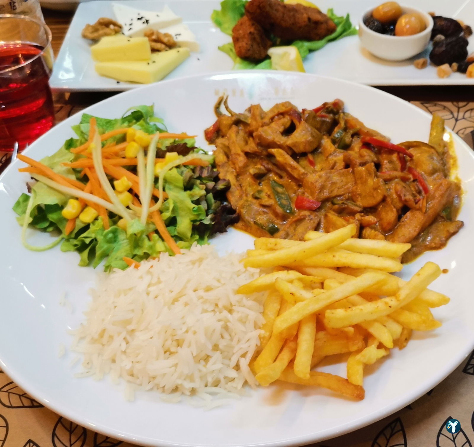 Mona Seraa Başakşehir