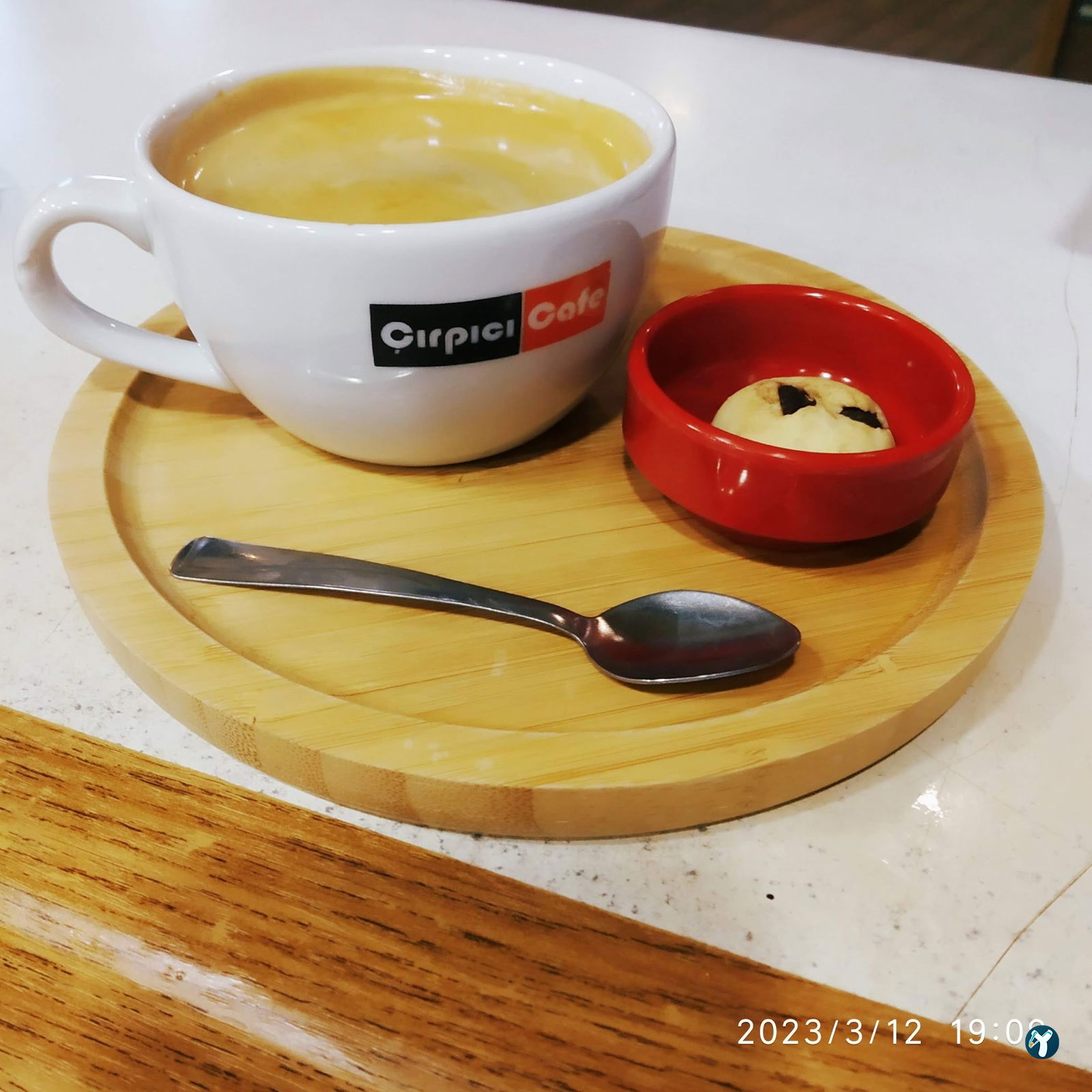 Çırpıcı Kafe