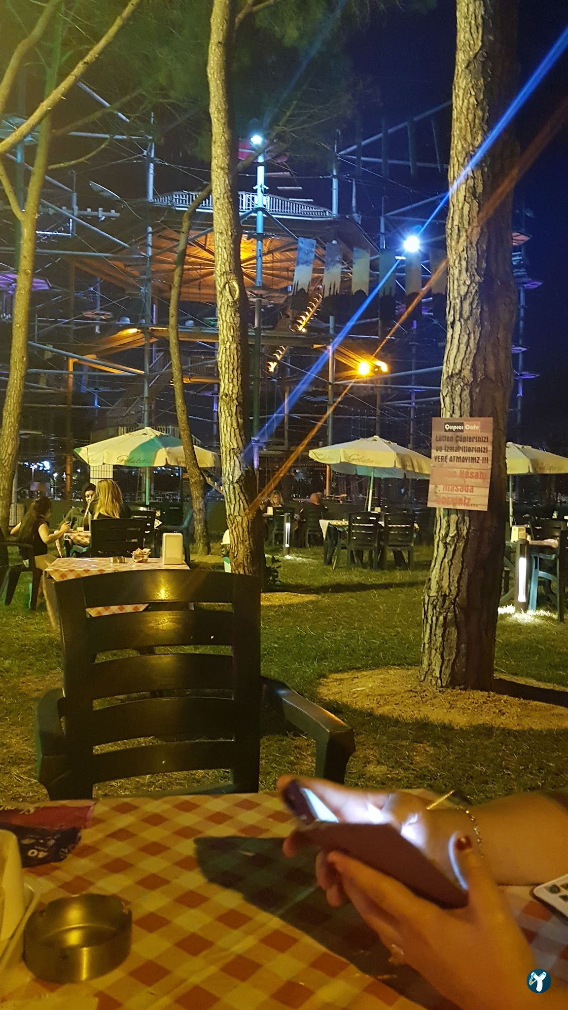 Çırpıcı Kafe