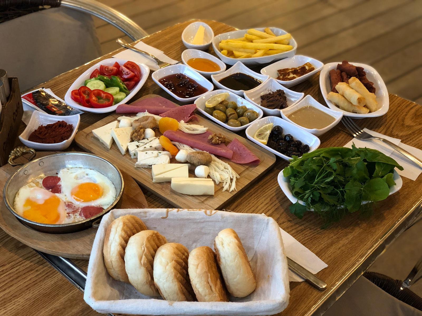 Çırpıcı Kafe