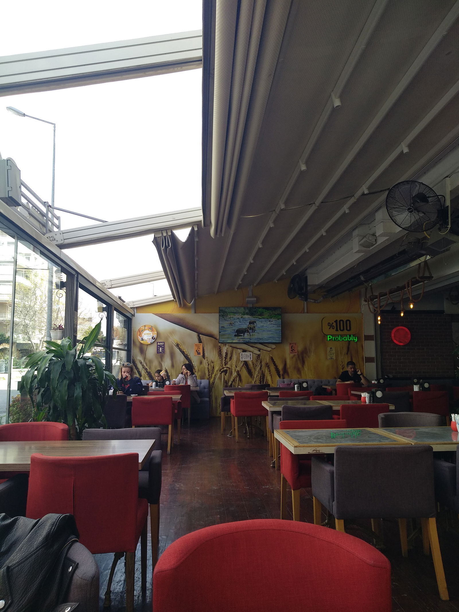 Kırık Kalpler Dükkanı