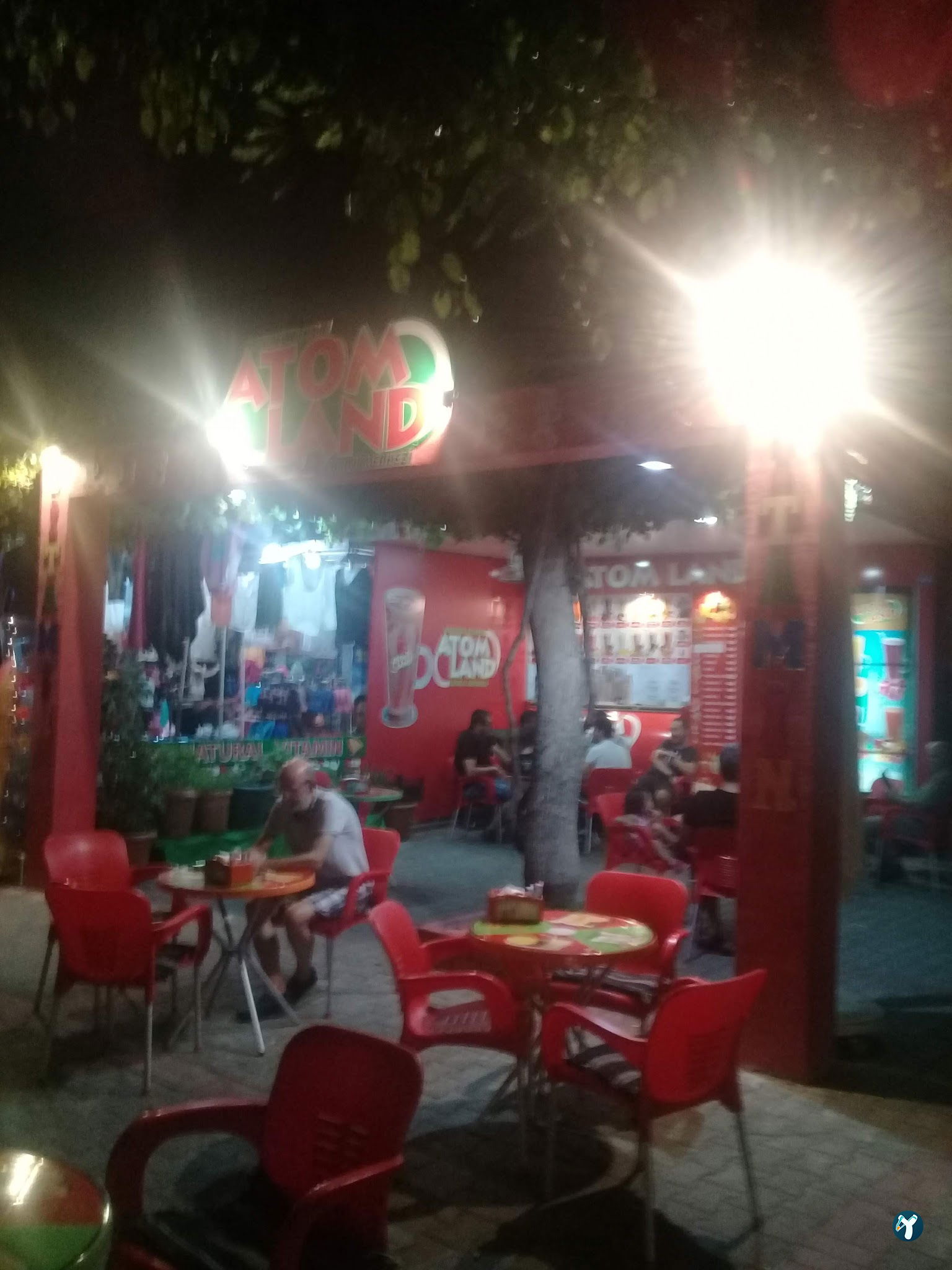 Atom Cafe Land