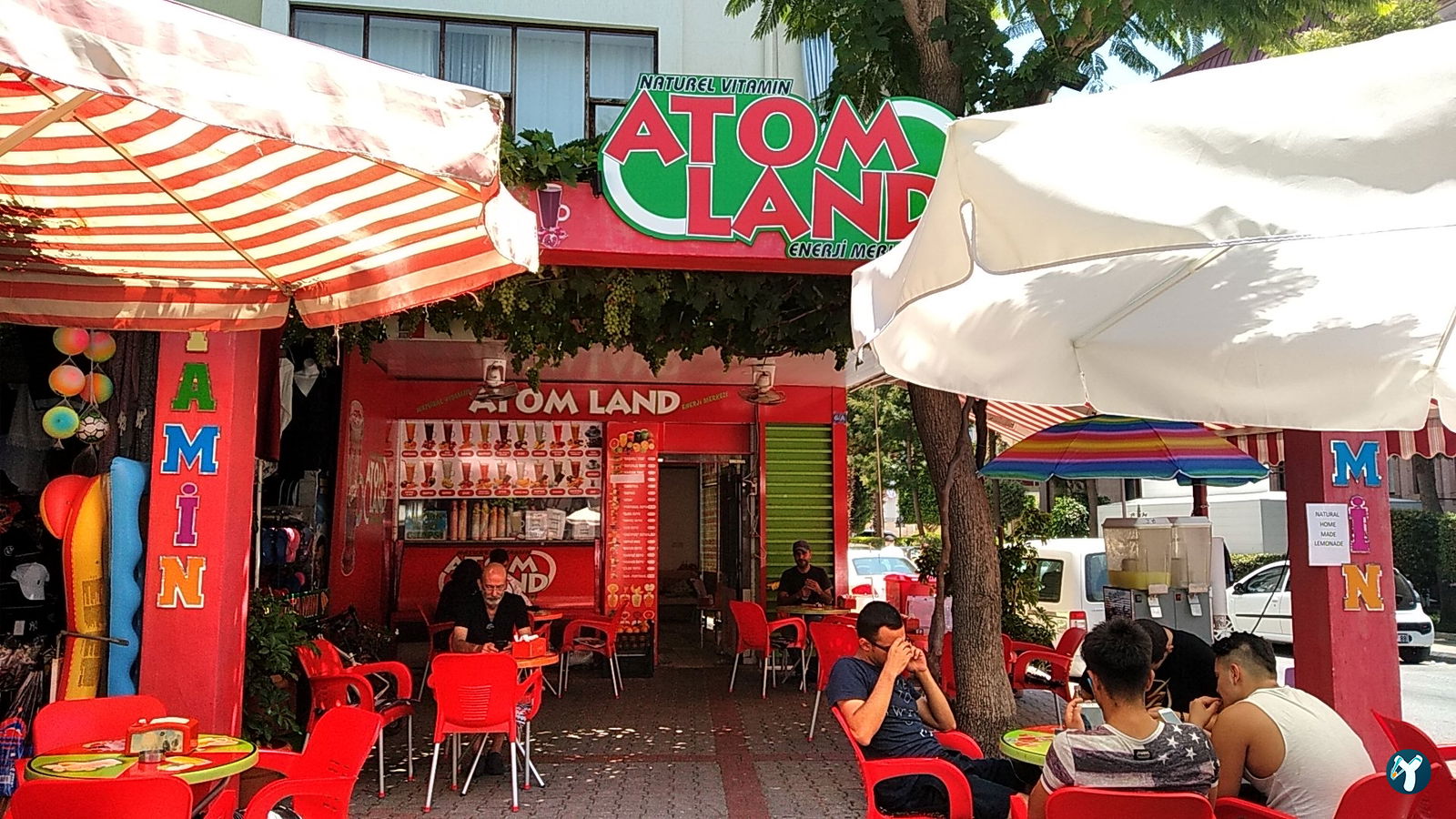 Atom Cafe Land