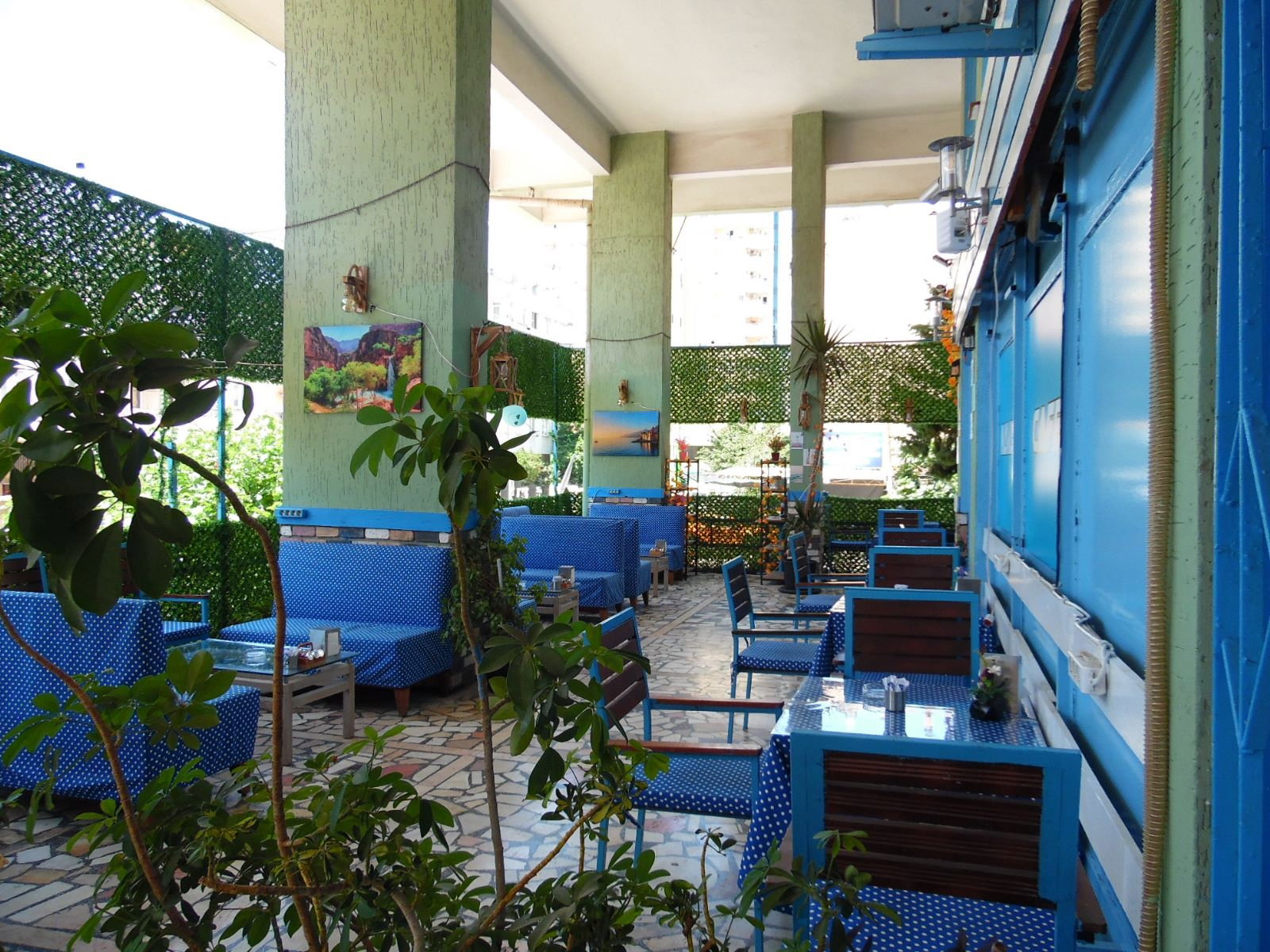 Navara Cafe