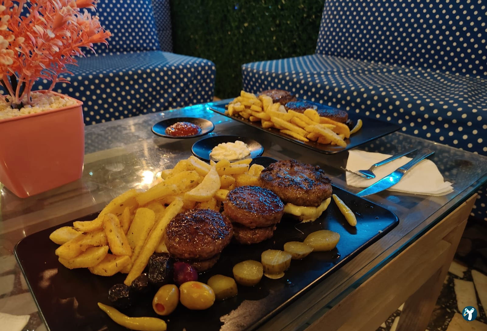 Navara Cafe