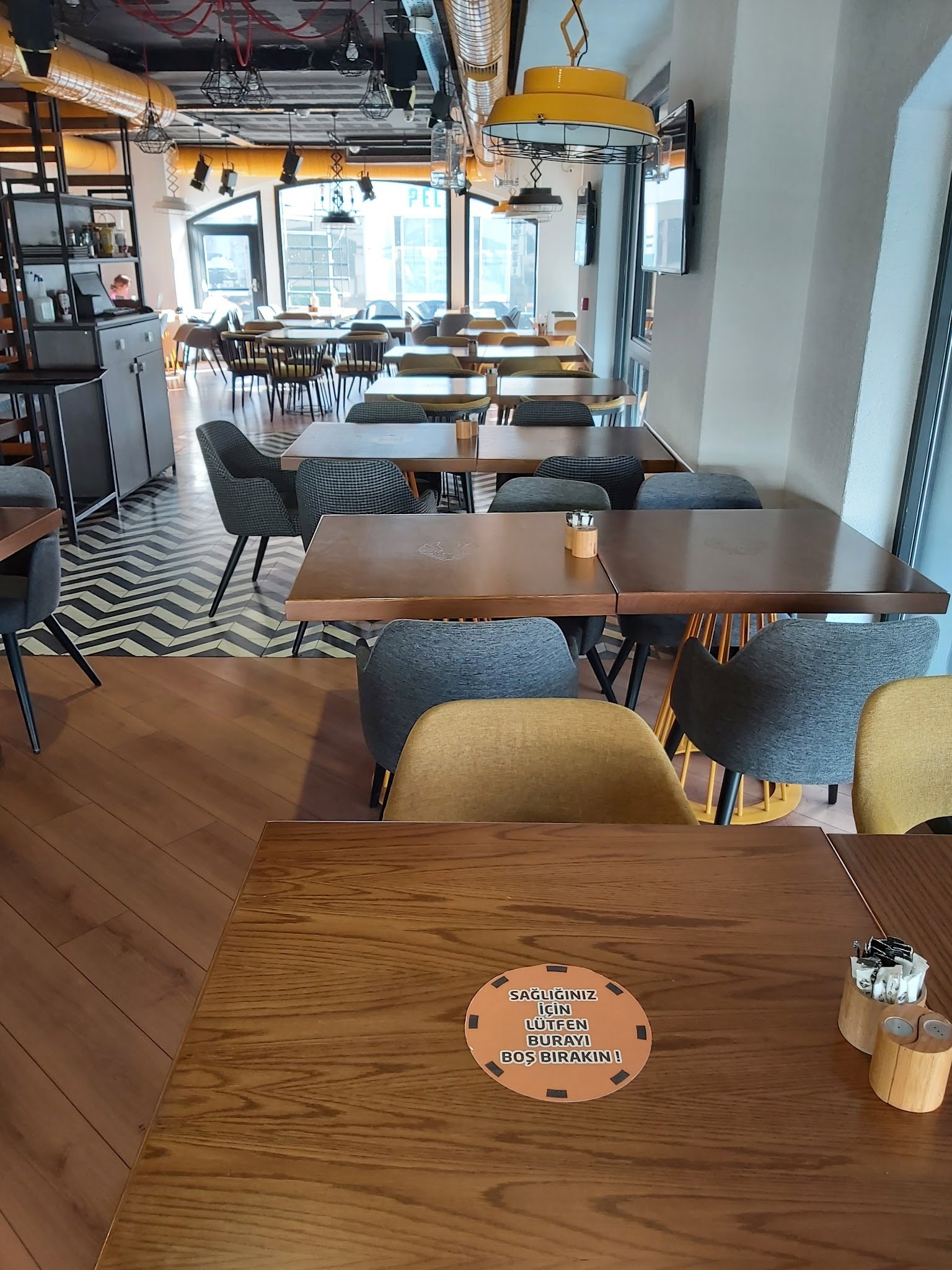 Eagles Coffee & Food Studio