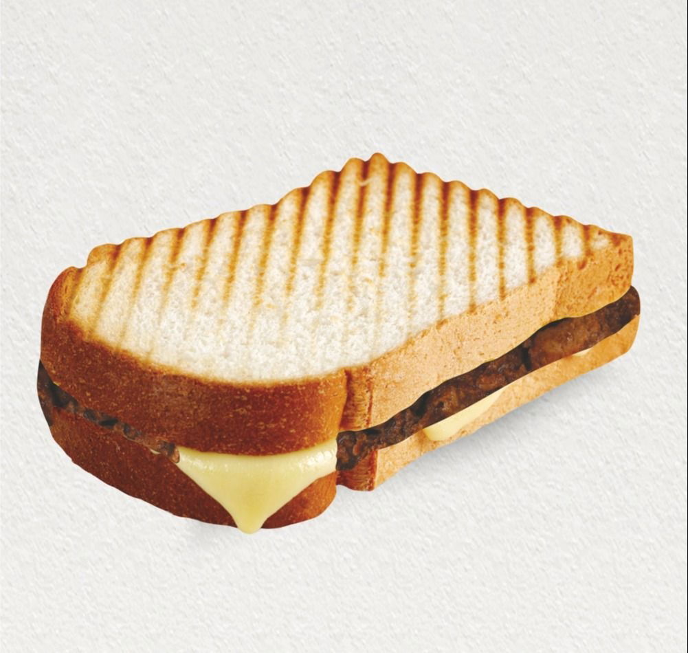 Kavurmalı Kaşarlı Tost