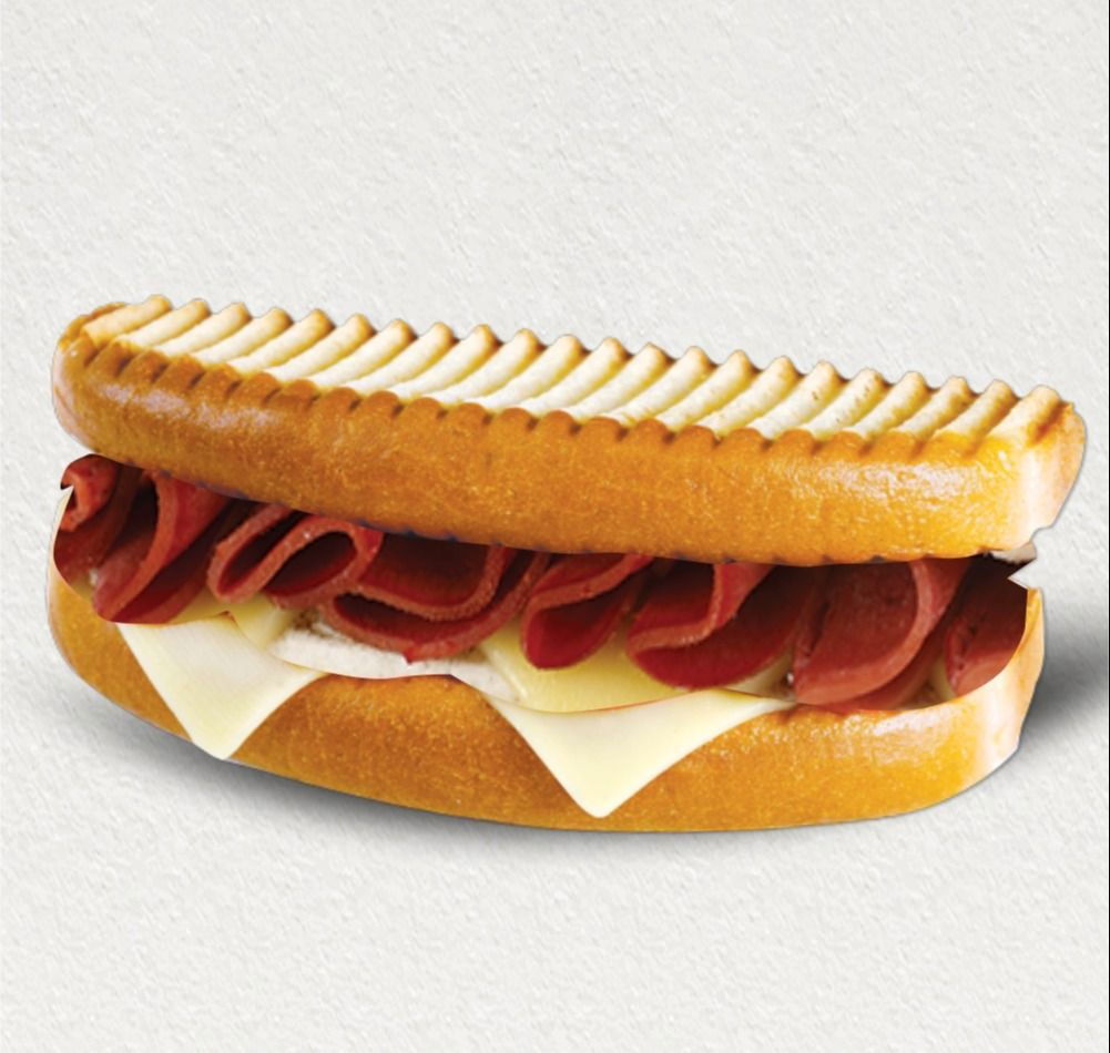 Ayvalık Ekmeğine Dilli Kaşarlı Tost