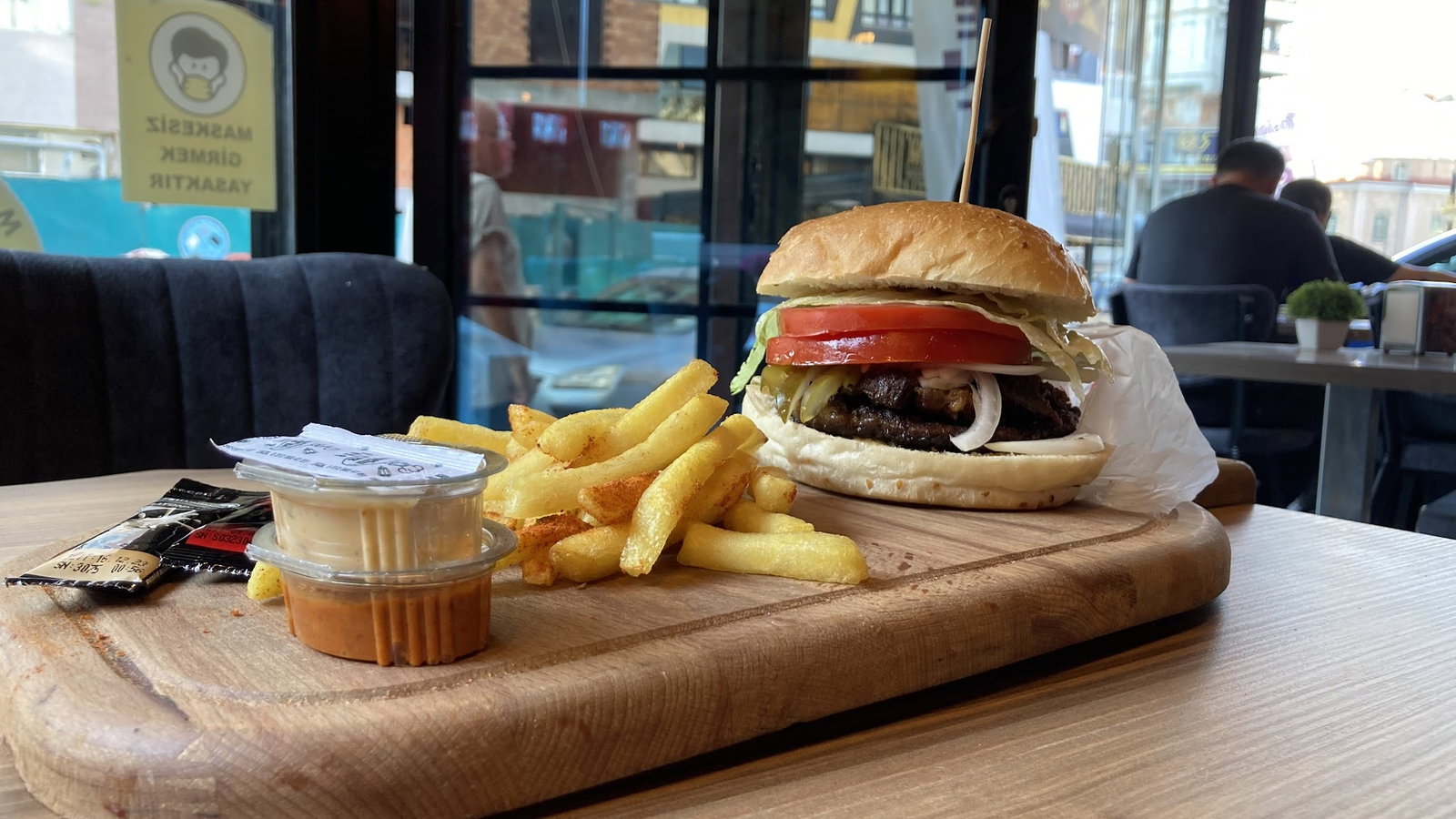 Doy'Ss Burger House